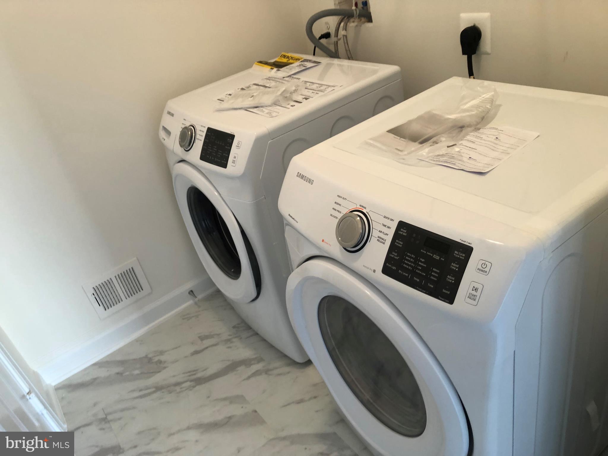 RICKER WOODS-PLAT 1> - Residential