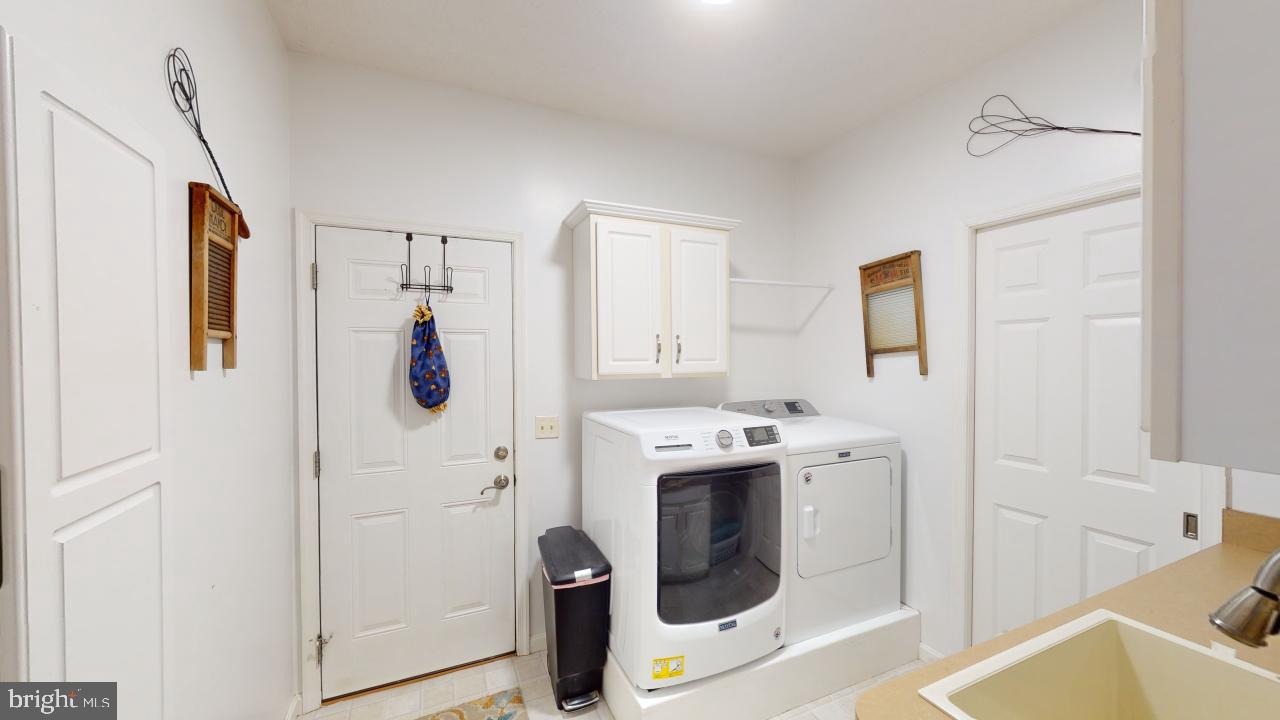 CRESCENT CROSSING - Residential