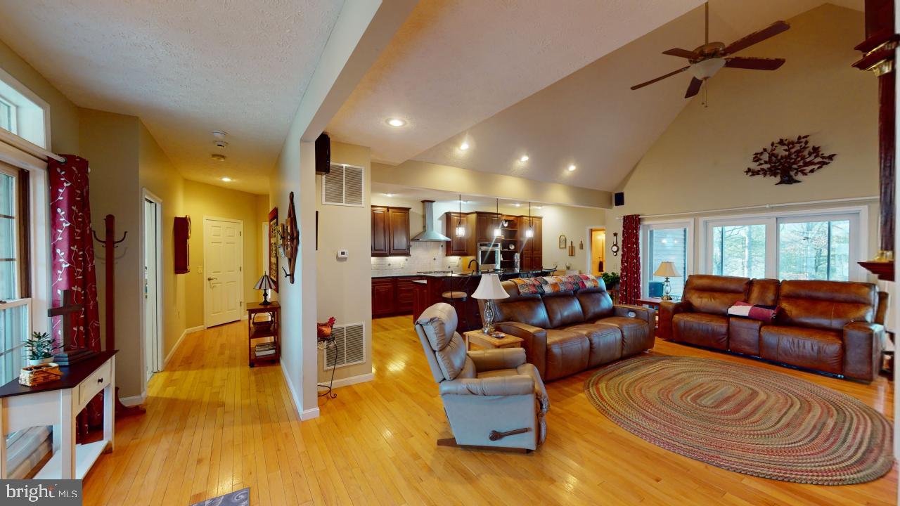 CRESCENT CROSSING - Residential