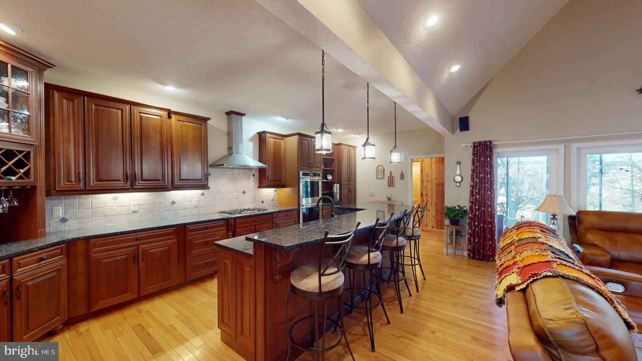 CRESCENT CROSSING - Residential