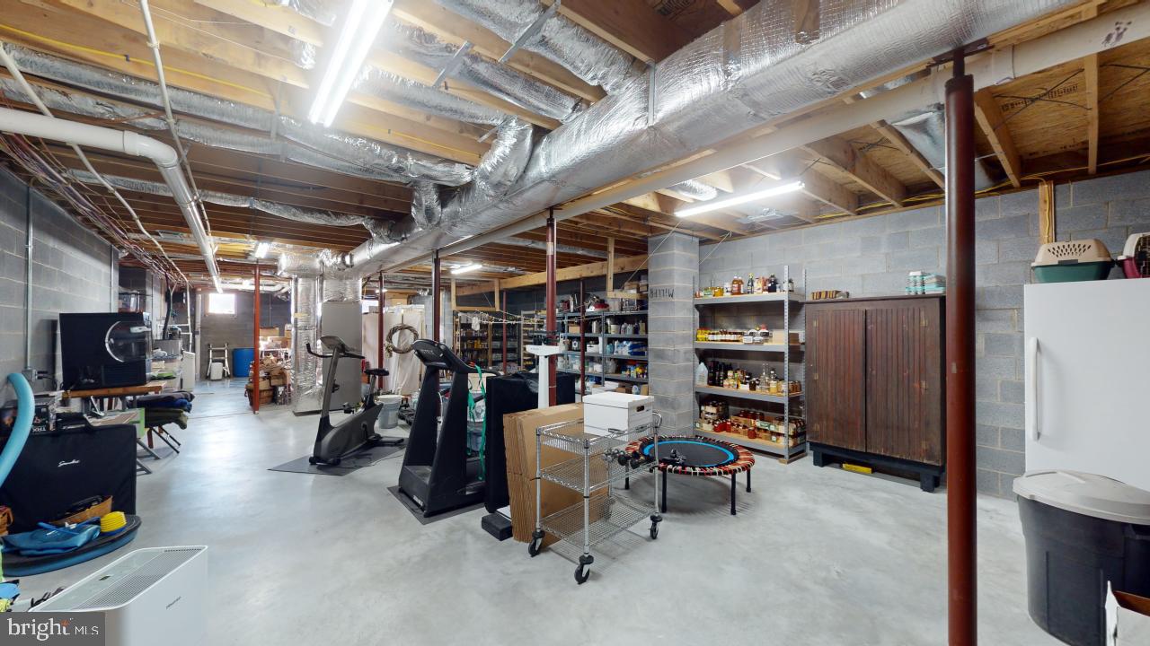 CRESCENT CROSSING - Residential