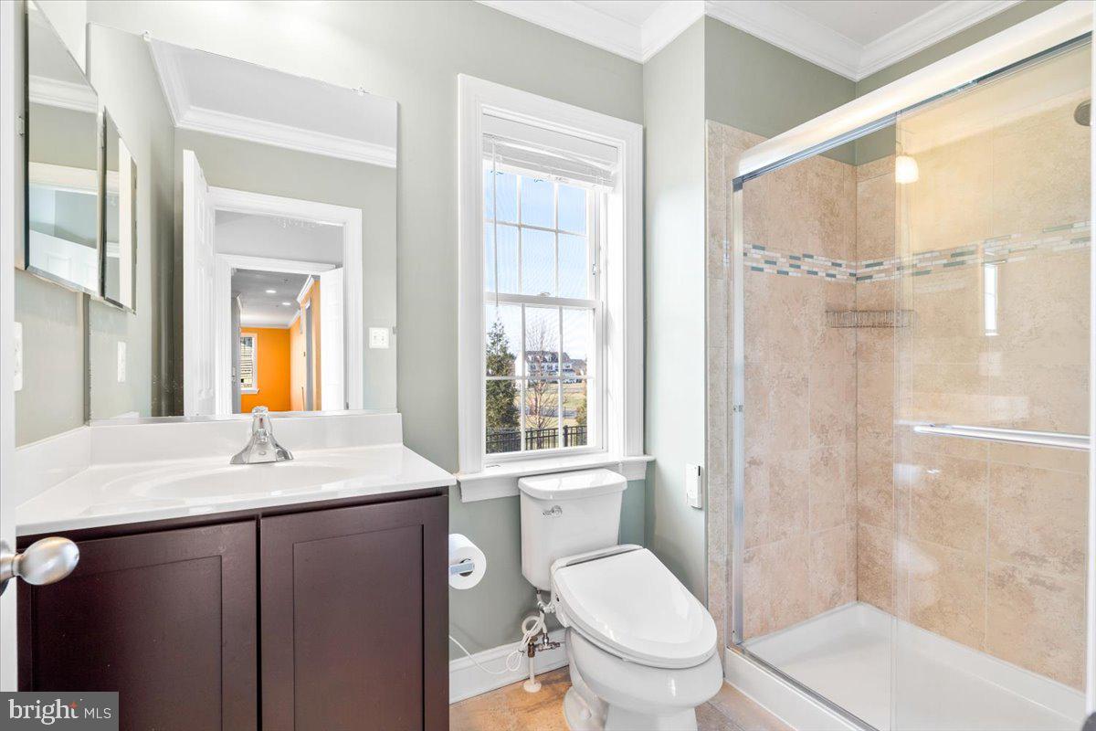 ROYAL OAKS - Residential