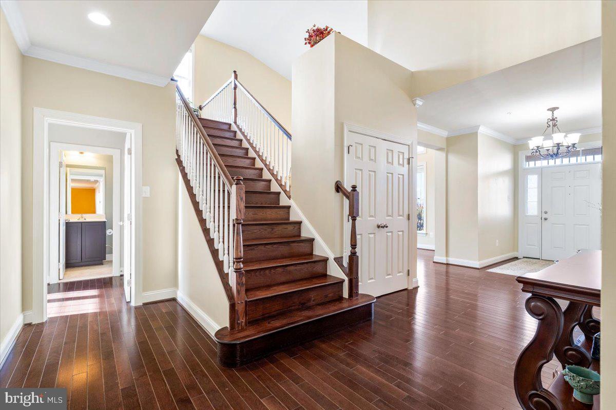 ROYAL OAKS - Residential