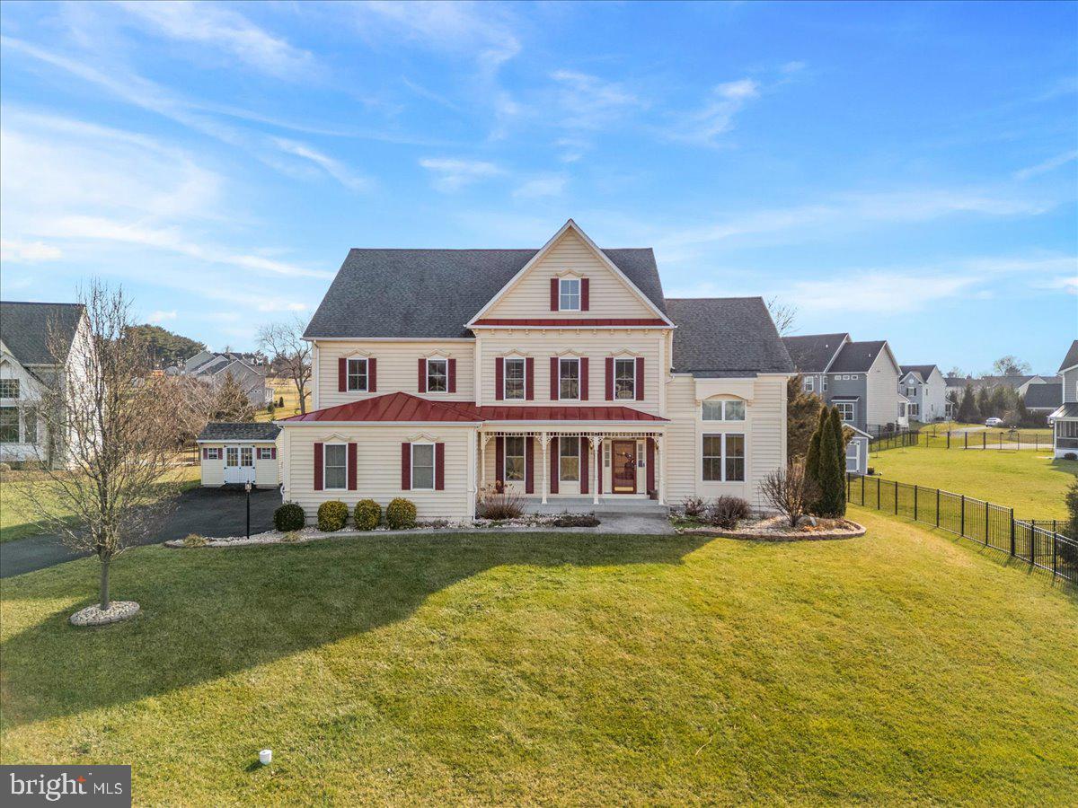 ROYAL OAKS - Residential