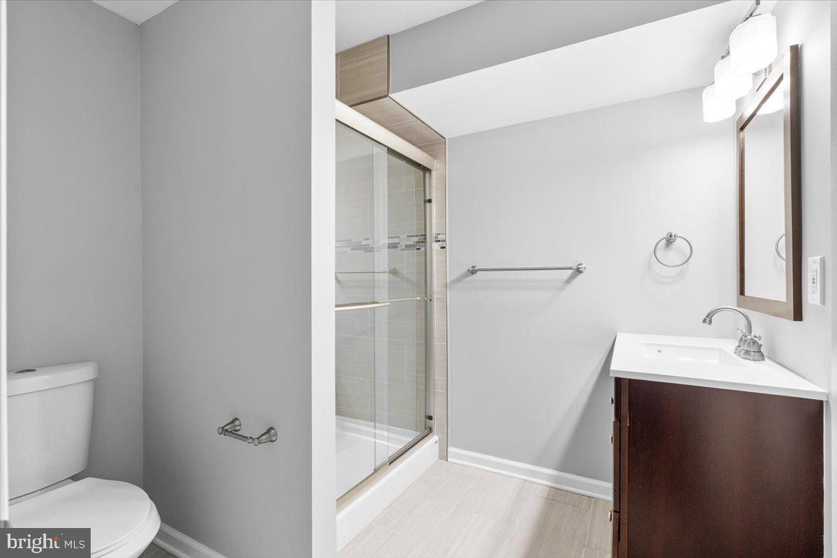 ROYAL OAKS - Residential