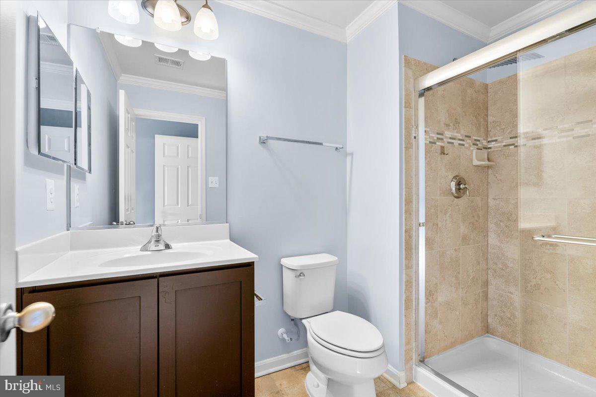 ROYAL OAKS - Residential