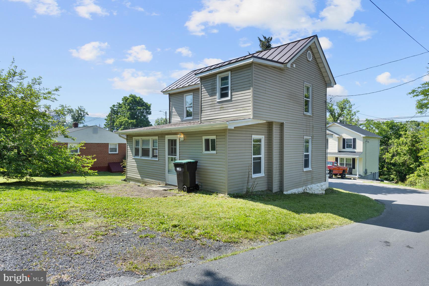 STRASBURG - Residential