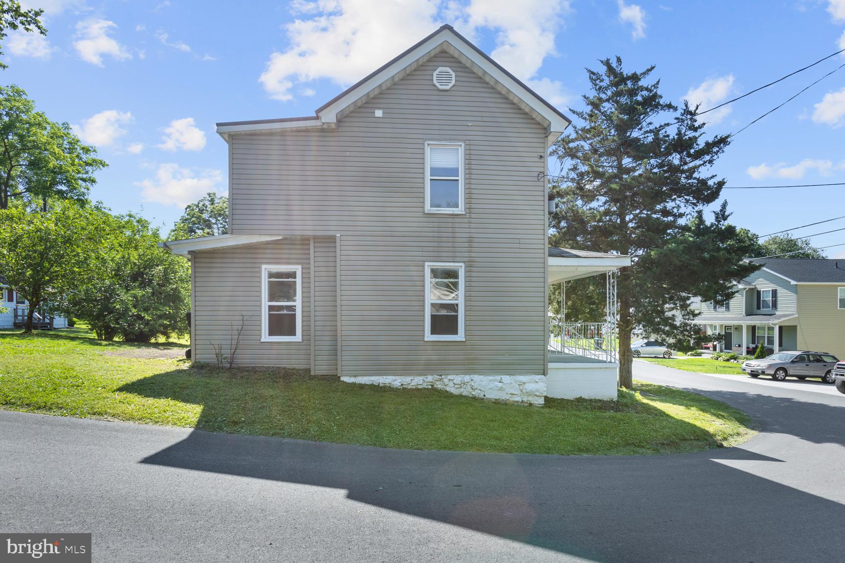 STRASBURG - Residential