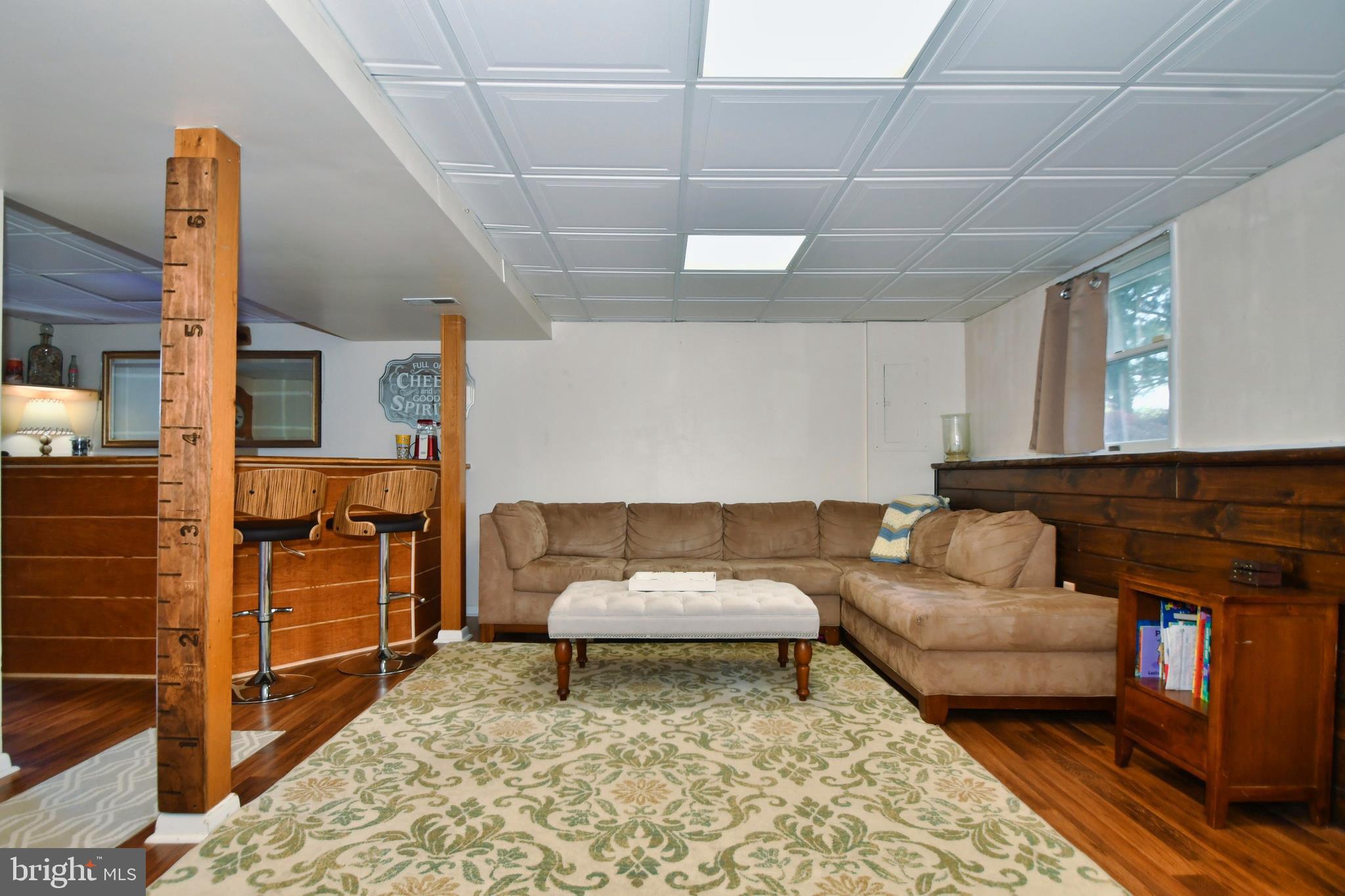 ROYAL EXCHANGE - Residential