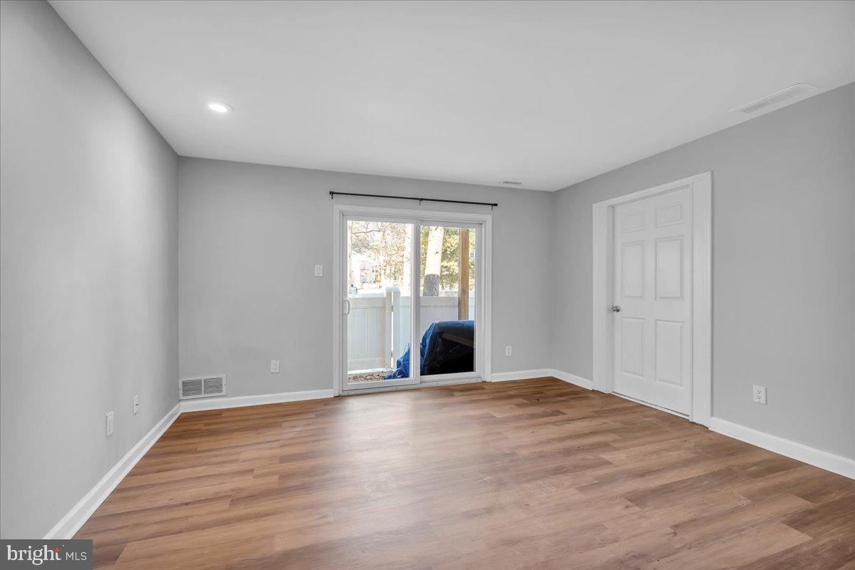 1363 TRISTRAM CIRCLE