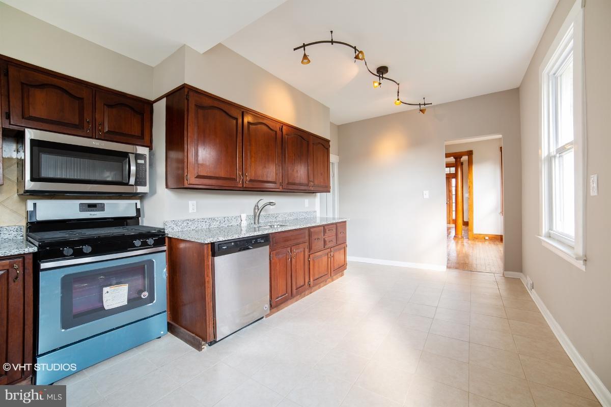 BROOKLYN - Residential