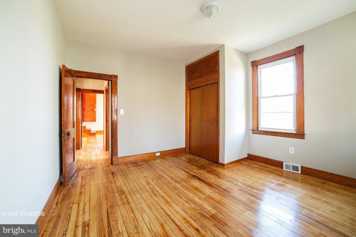 BROOKLYN - Residential