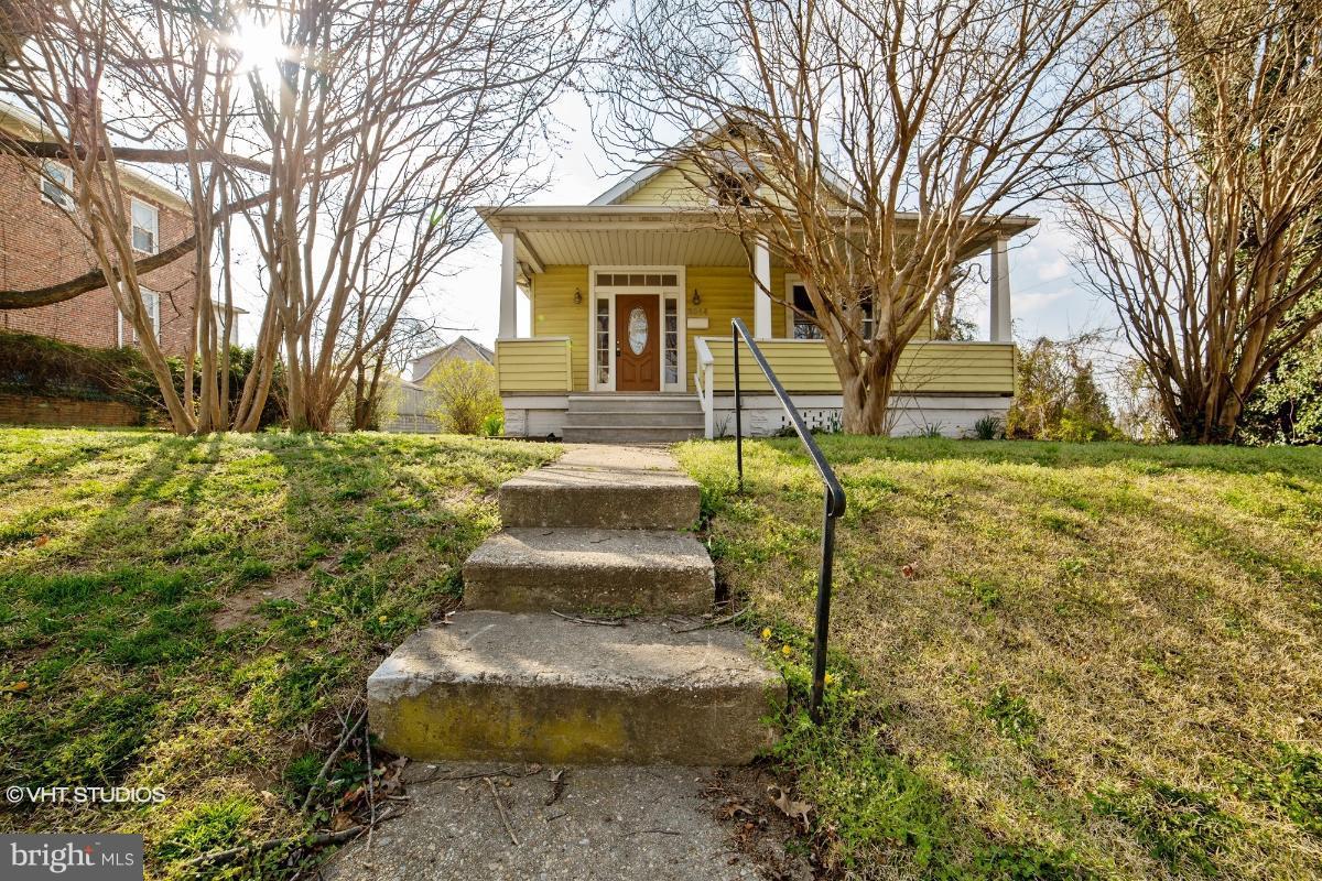 BROOKLYN - Residential