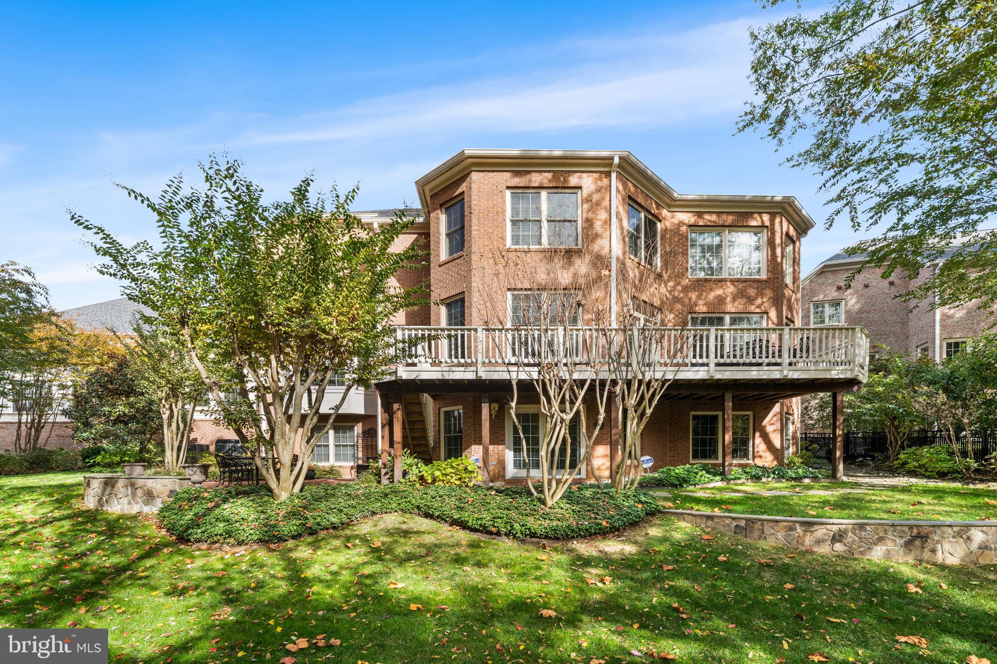 10121 RATCLIFFE MANOR DRIVE