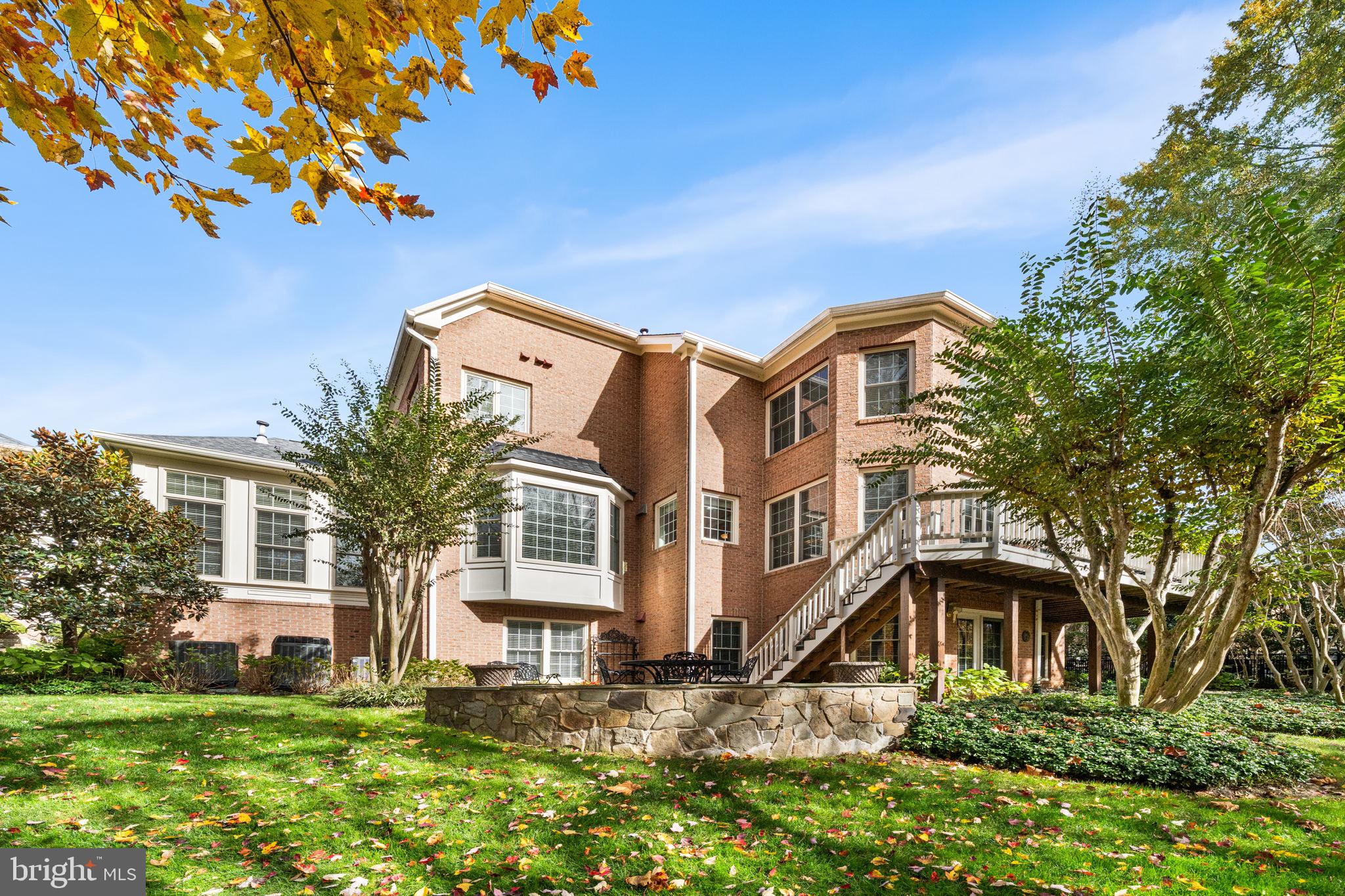 10121 RATCLIFFE MANOR DRIVE