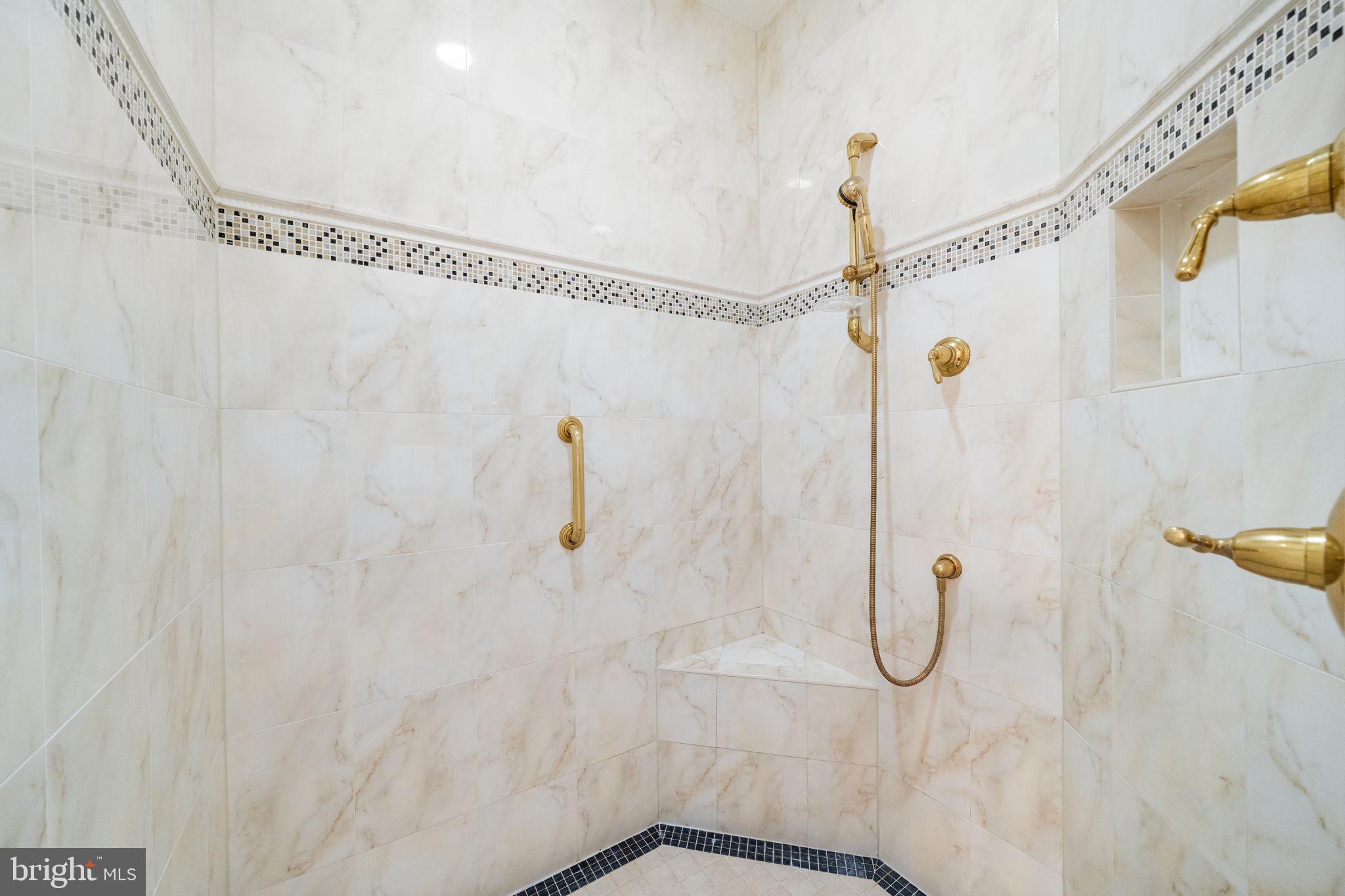 FARRCROFT - Residential