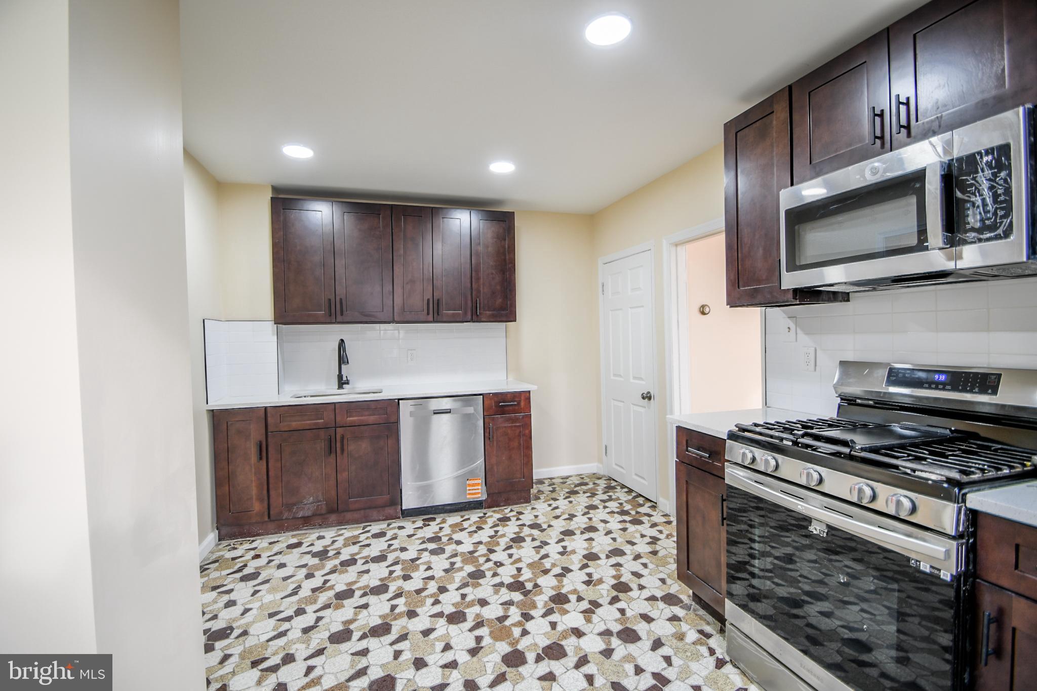 DREXEL HILL - Residential