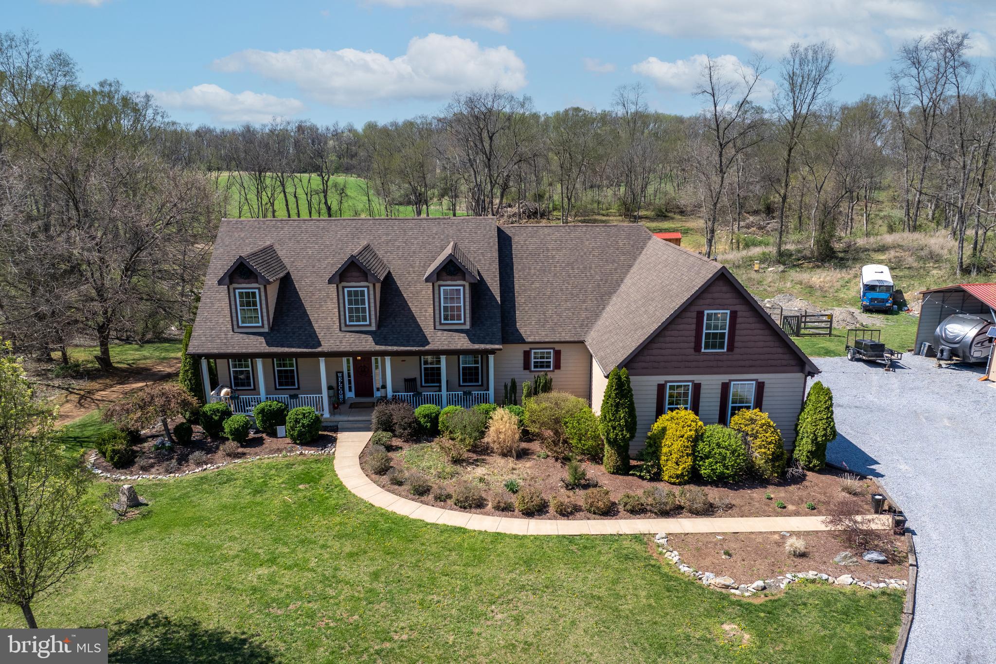 1058 MARSH HAWK WAY