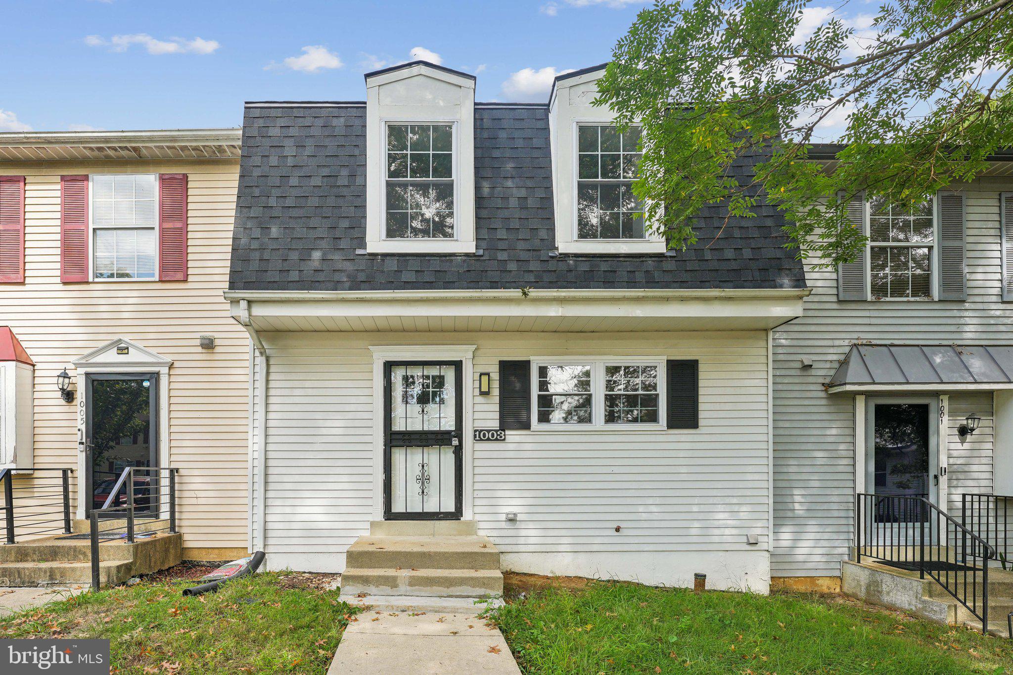 LONDON WOODS - Residential