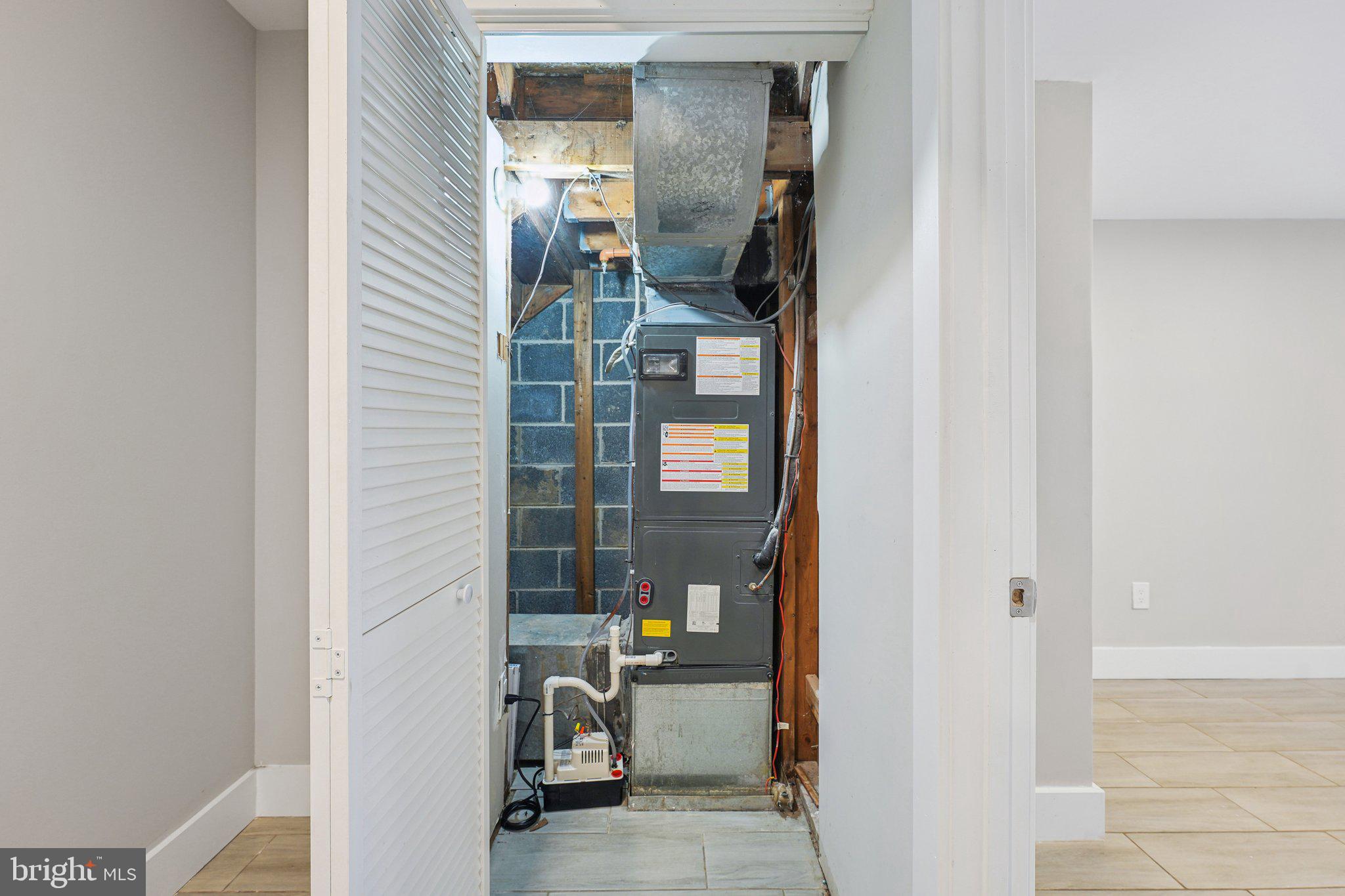 LONDON WOODS - Residential