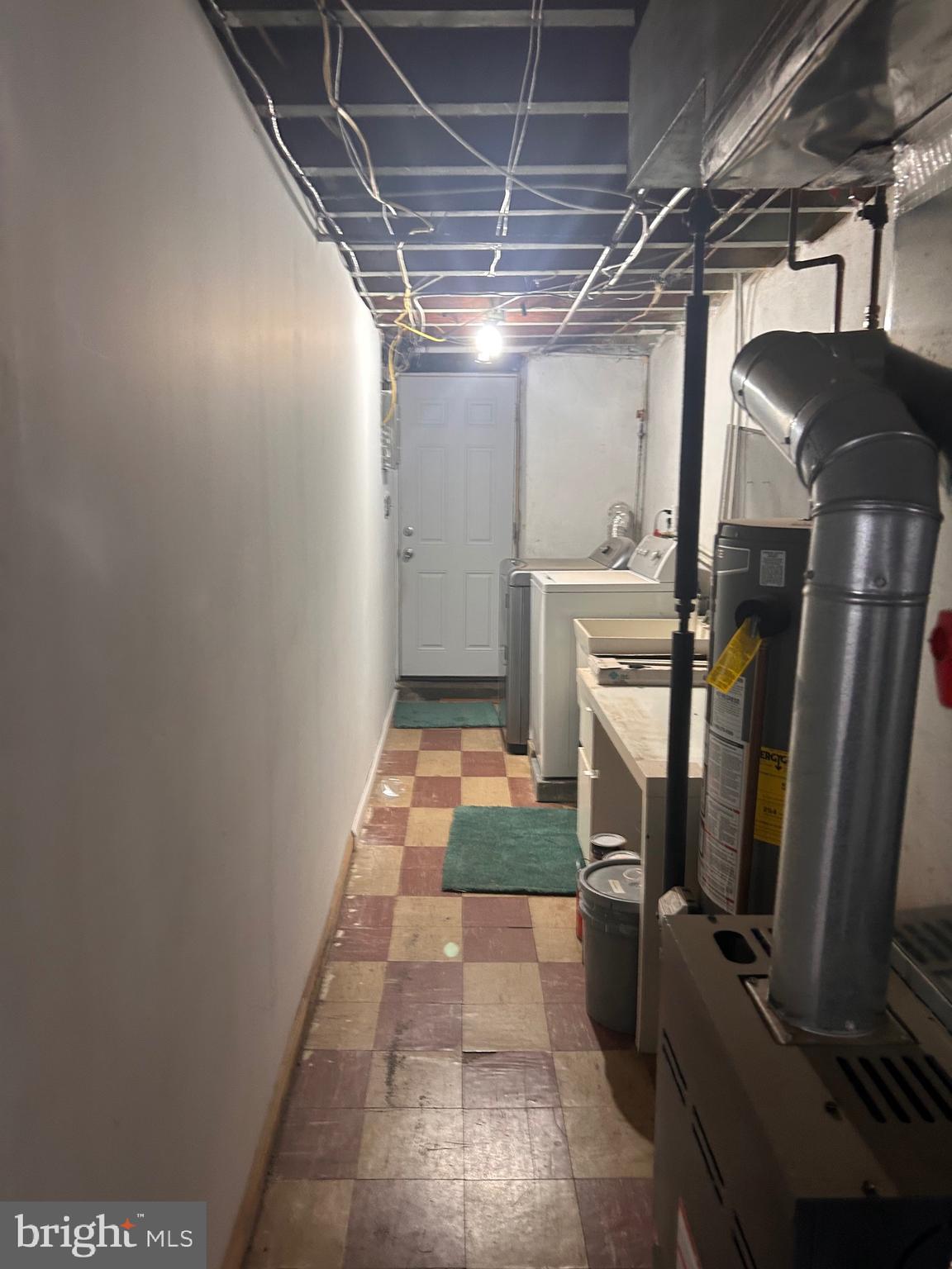 MAYFAIR - Residential Lease