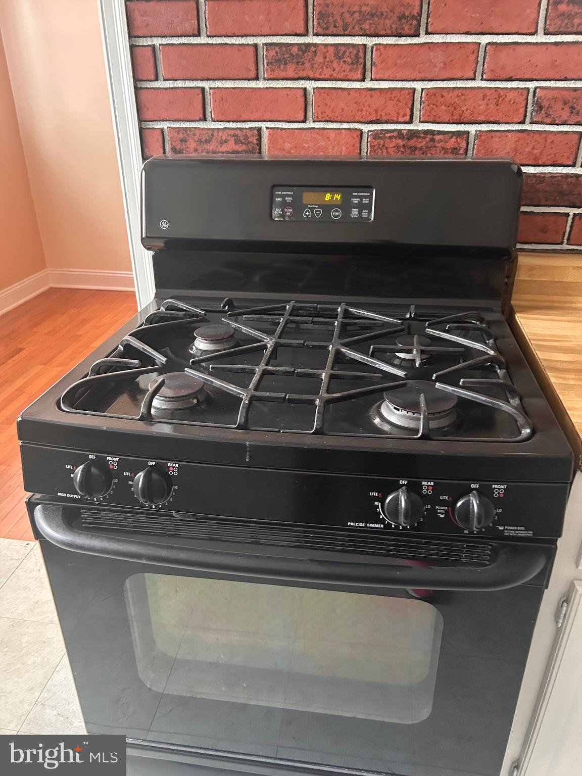 MAYFAIR - Residential Lease