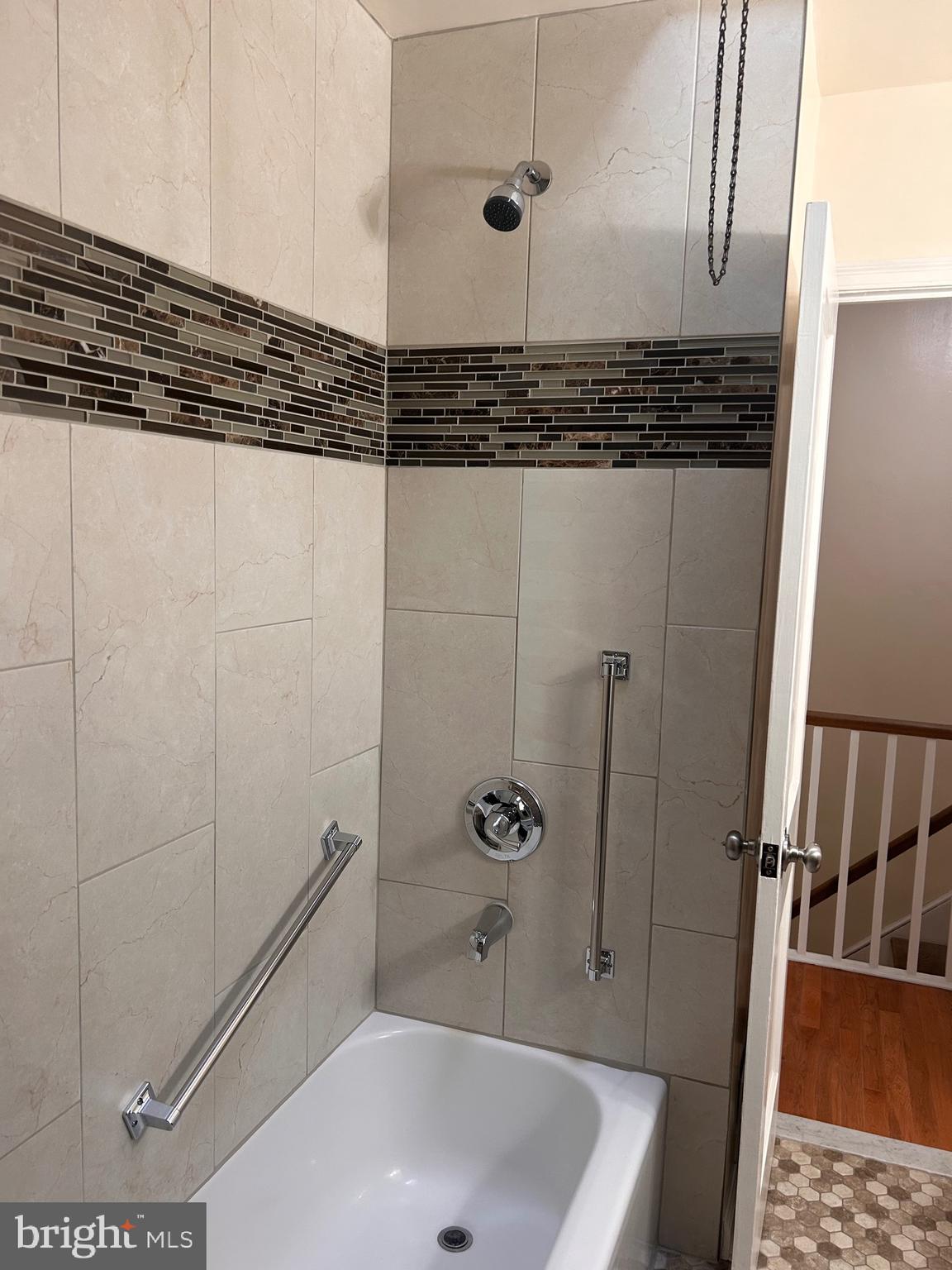 MAYFAIR - Residential Lease