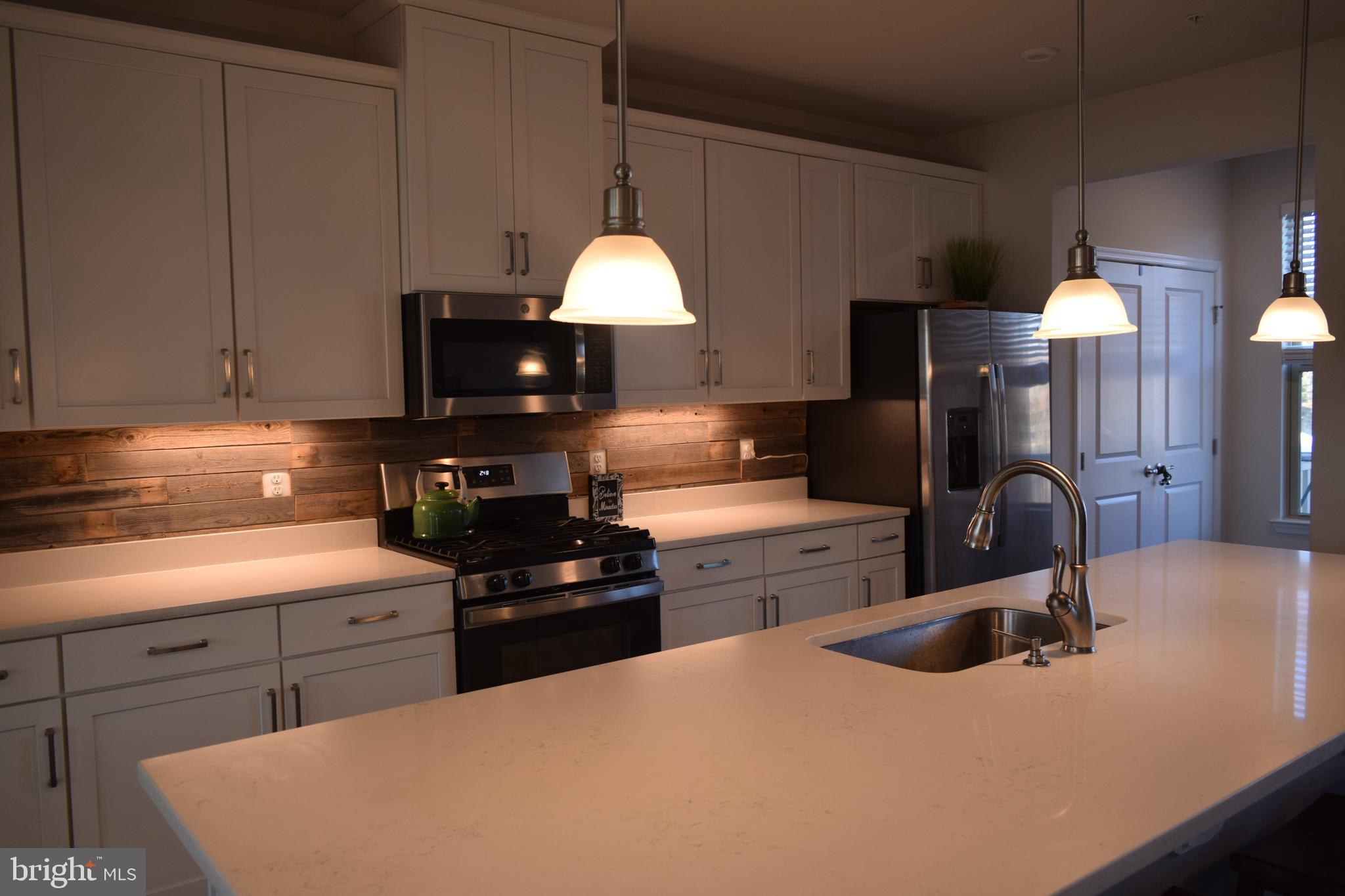 GLENDALE - Residential