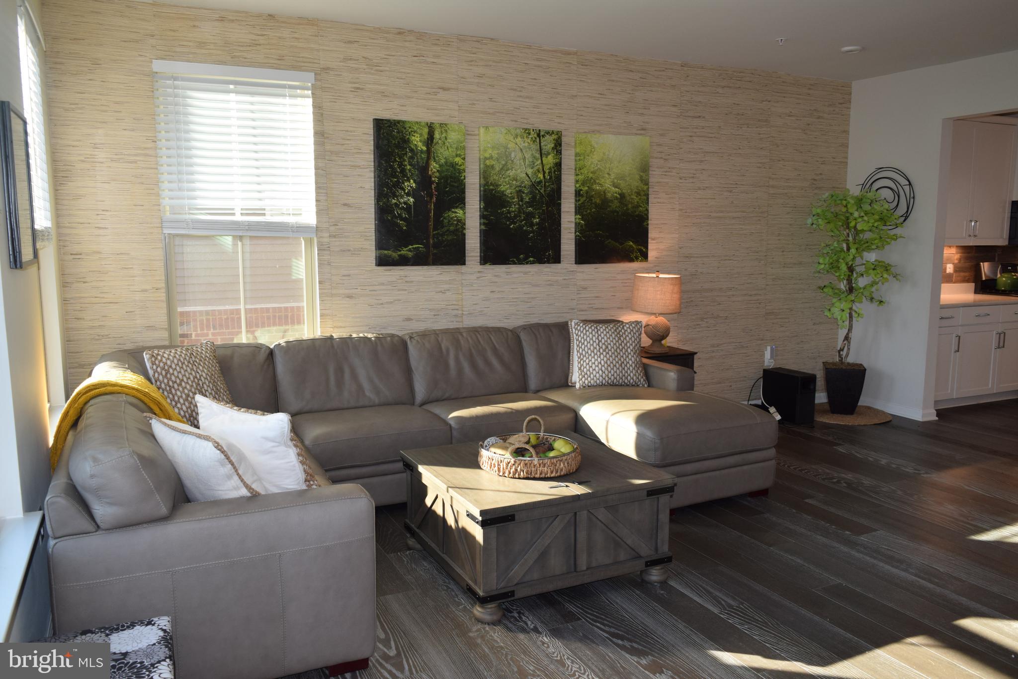 GLENDALE - Residential