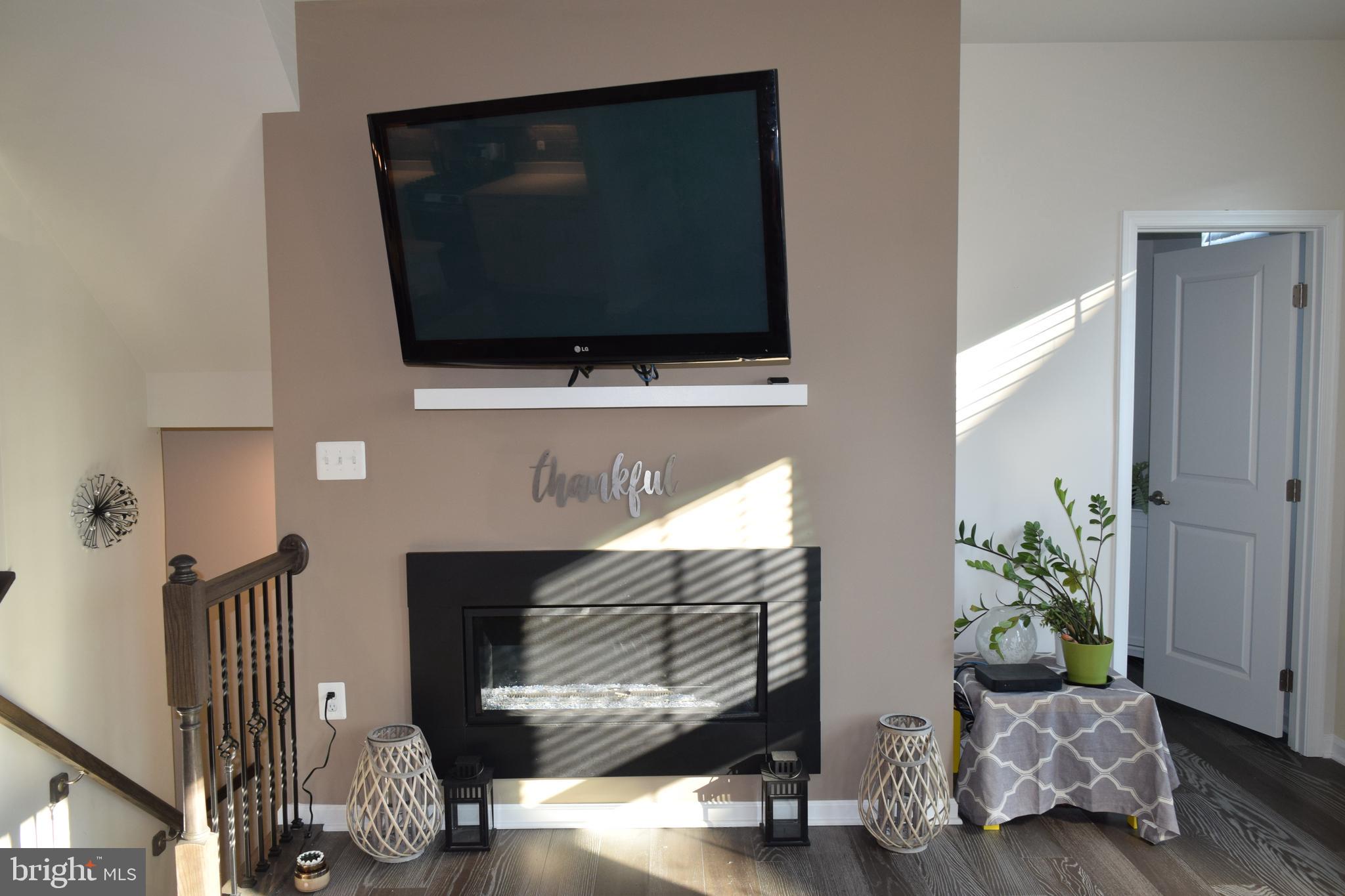 GLENDALE - Residential