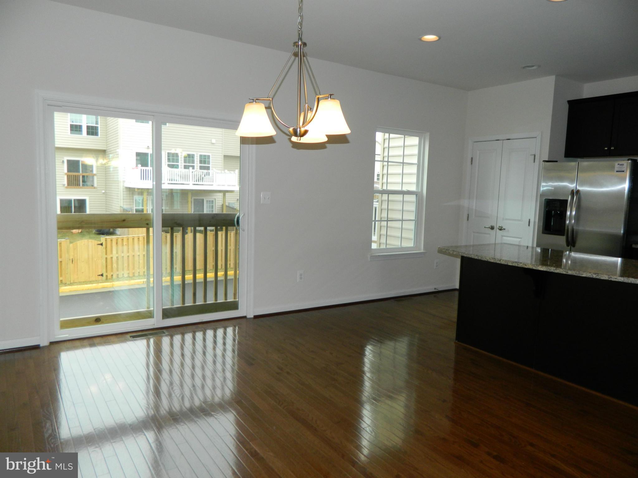 SEVEN HILLS - Residential Lease