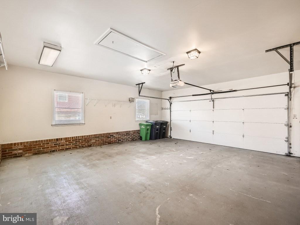 ROLLANDWOOD - Residential