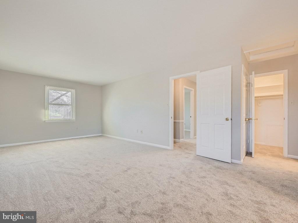 ROLLANDWOOD - Residential