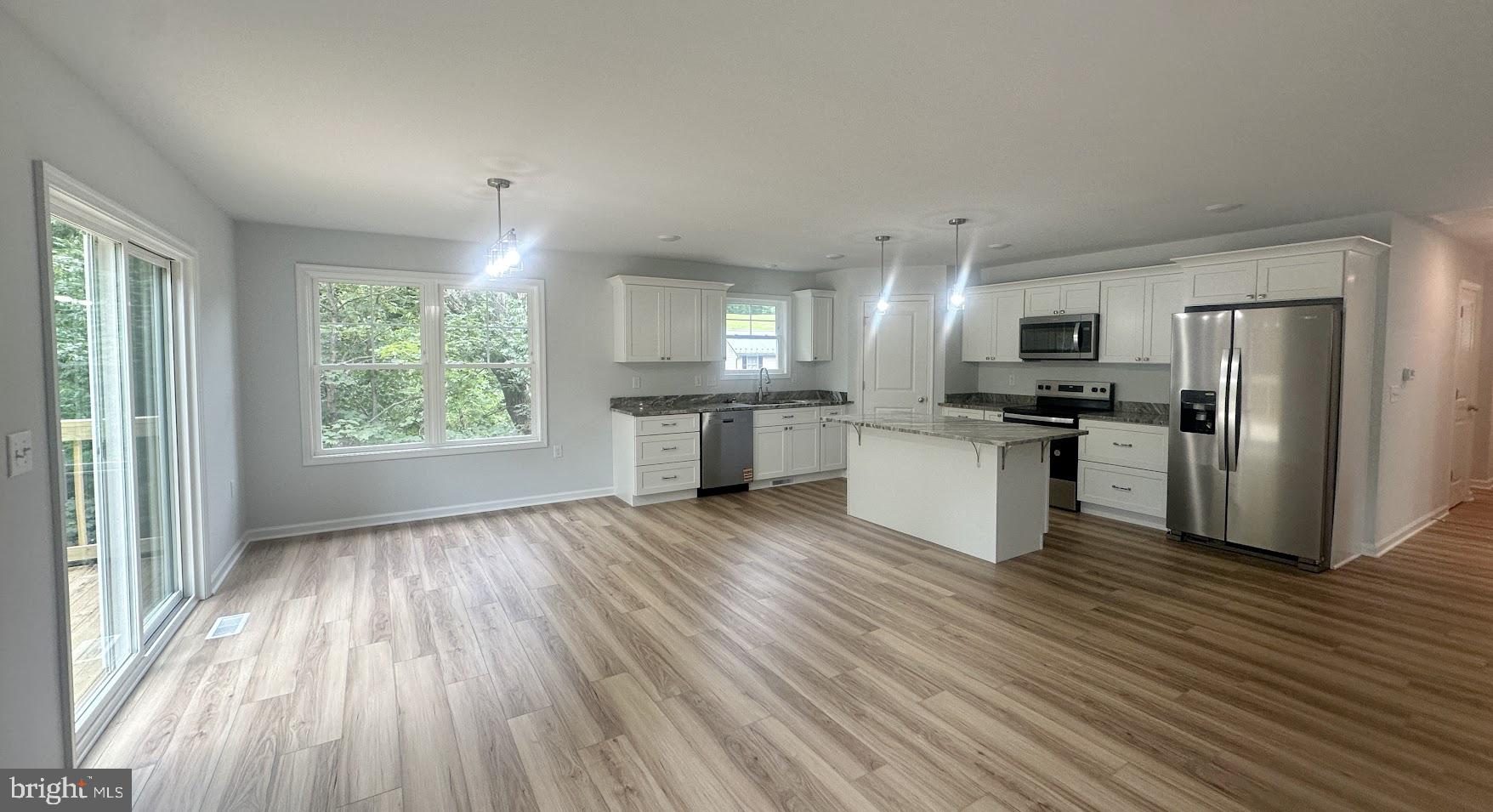 RIDGE VIEW - Residential