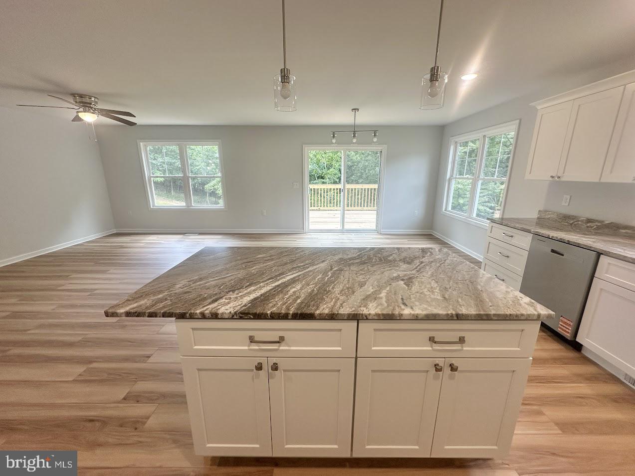 RIDGE VIEW - Residential