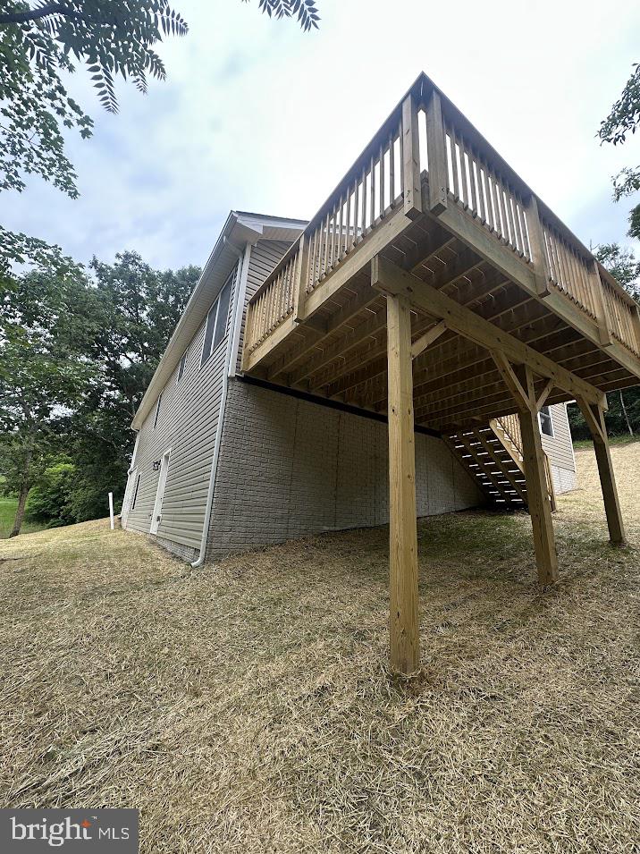 99 WOODBRIER LANE