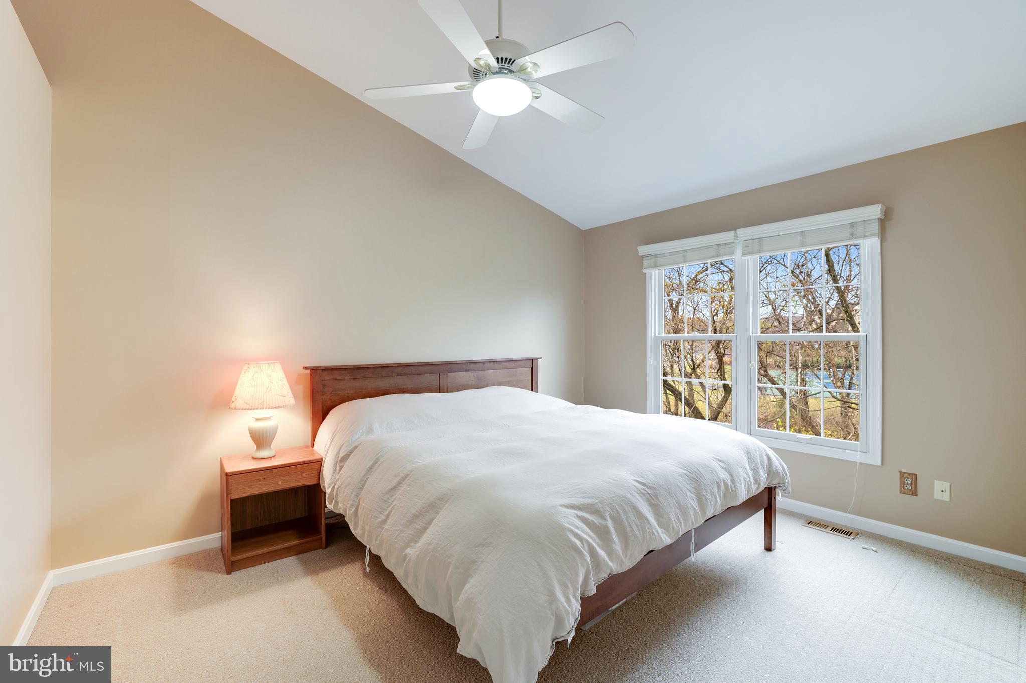 ASHBURN FARM - Residential