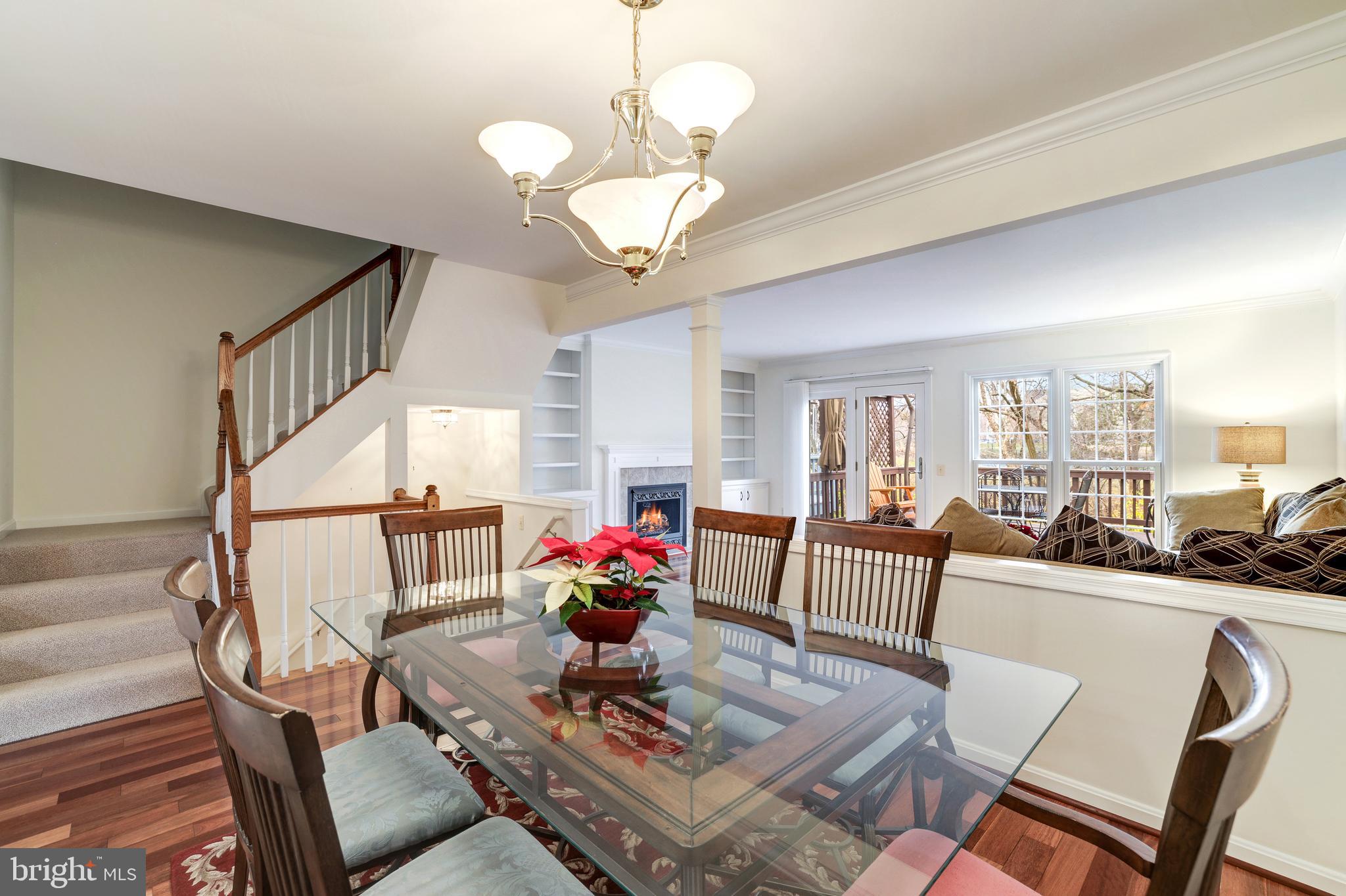 ASHBURN FARM - Residential