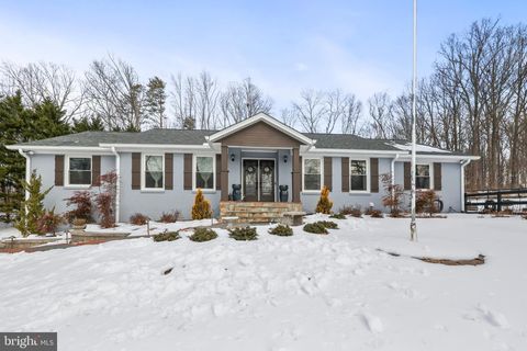 7326 STUART CIRCLE WARRENTON VA 20187