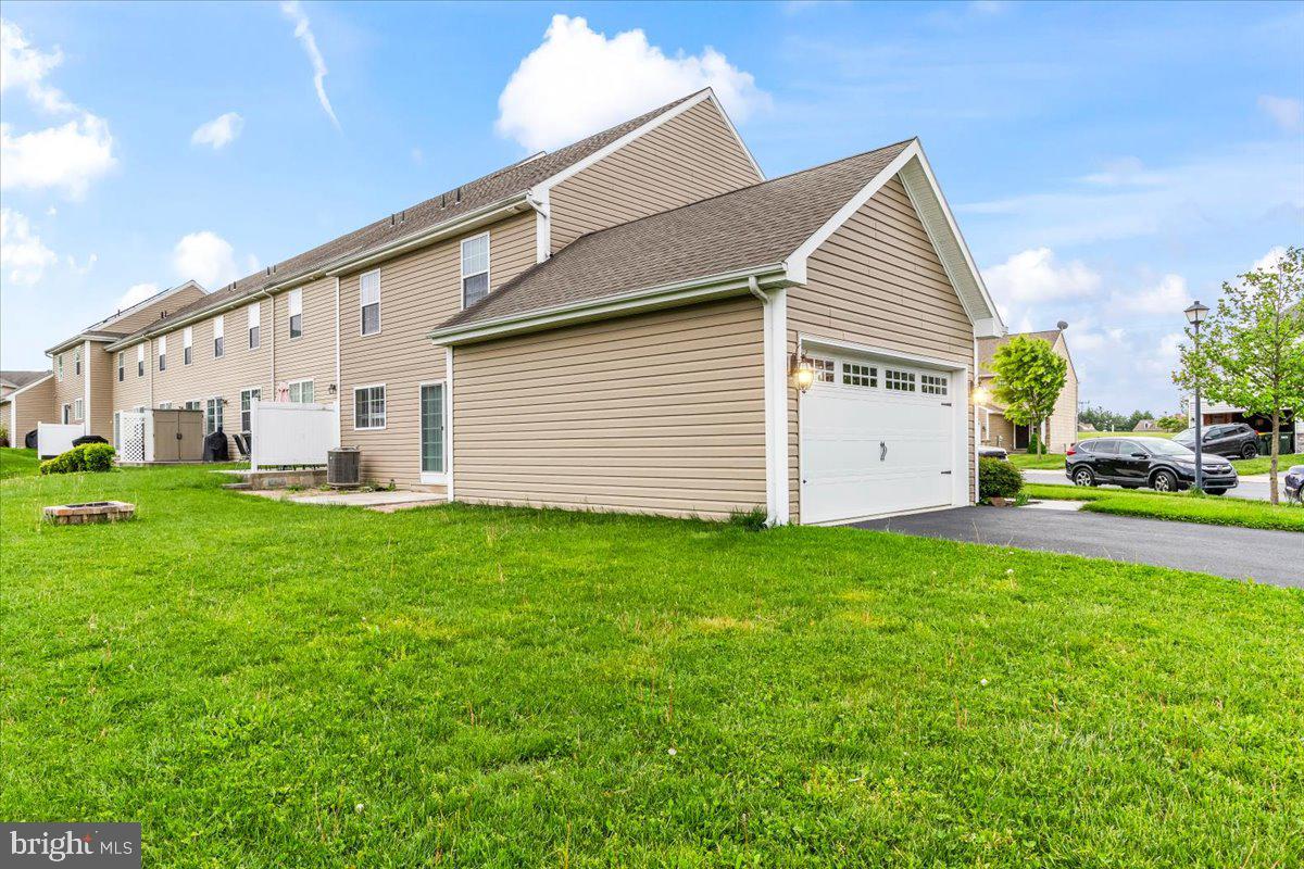 320 CEDAR HOLLOW