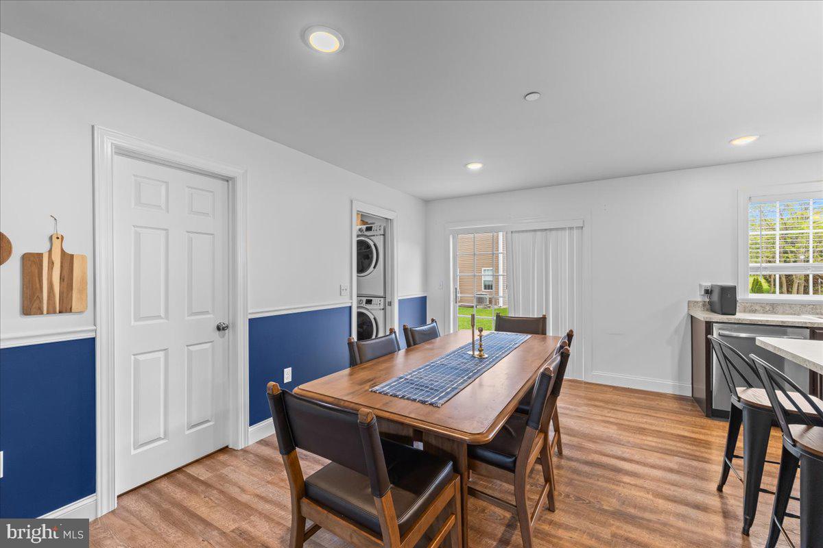 CEDAR HOLLOW - Residential