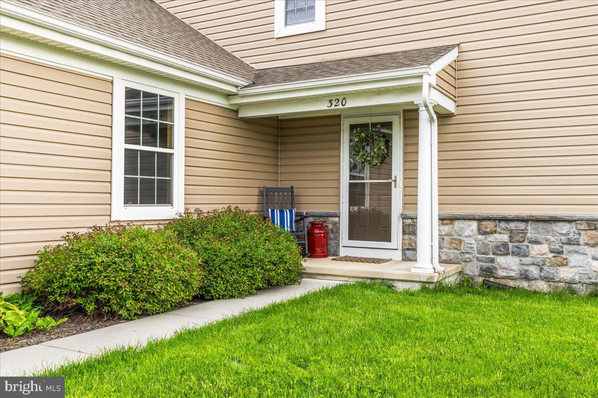 320 CEDAR HOLLOW
