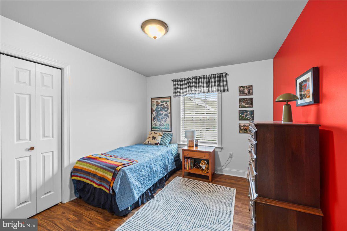 CEDAR HOLLOW - Residential