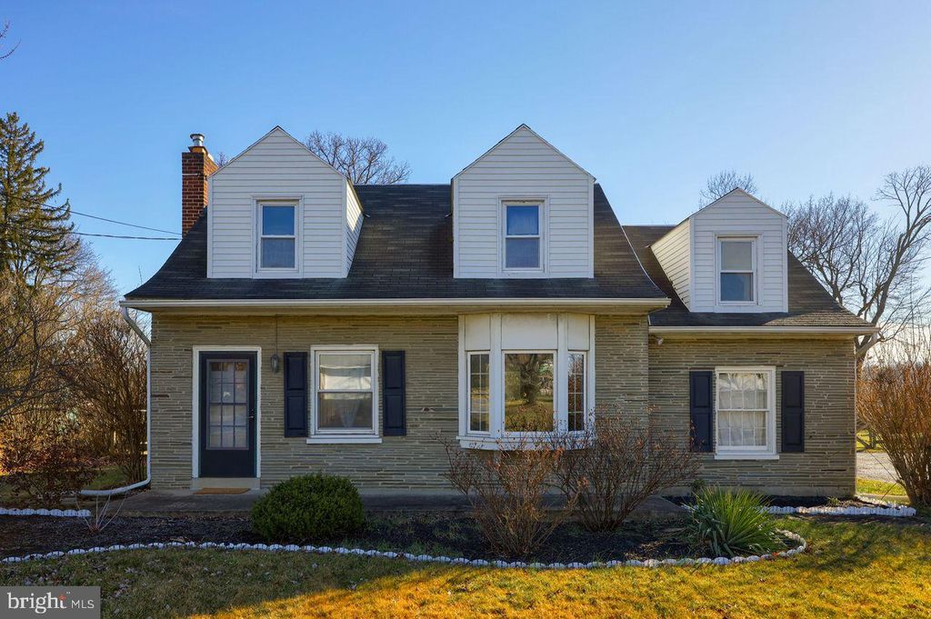 Photo of 2147 FRUITVILLE PIKE, LANCASTER, PA 17601 (MLS # PALA2030796)