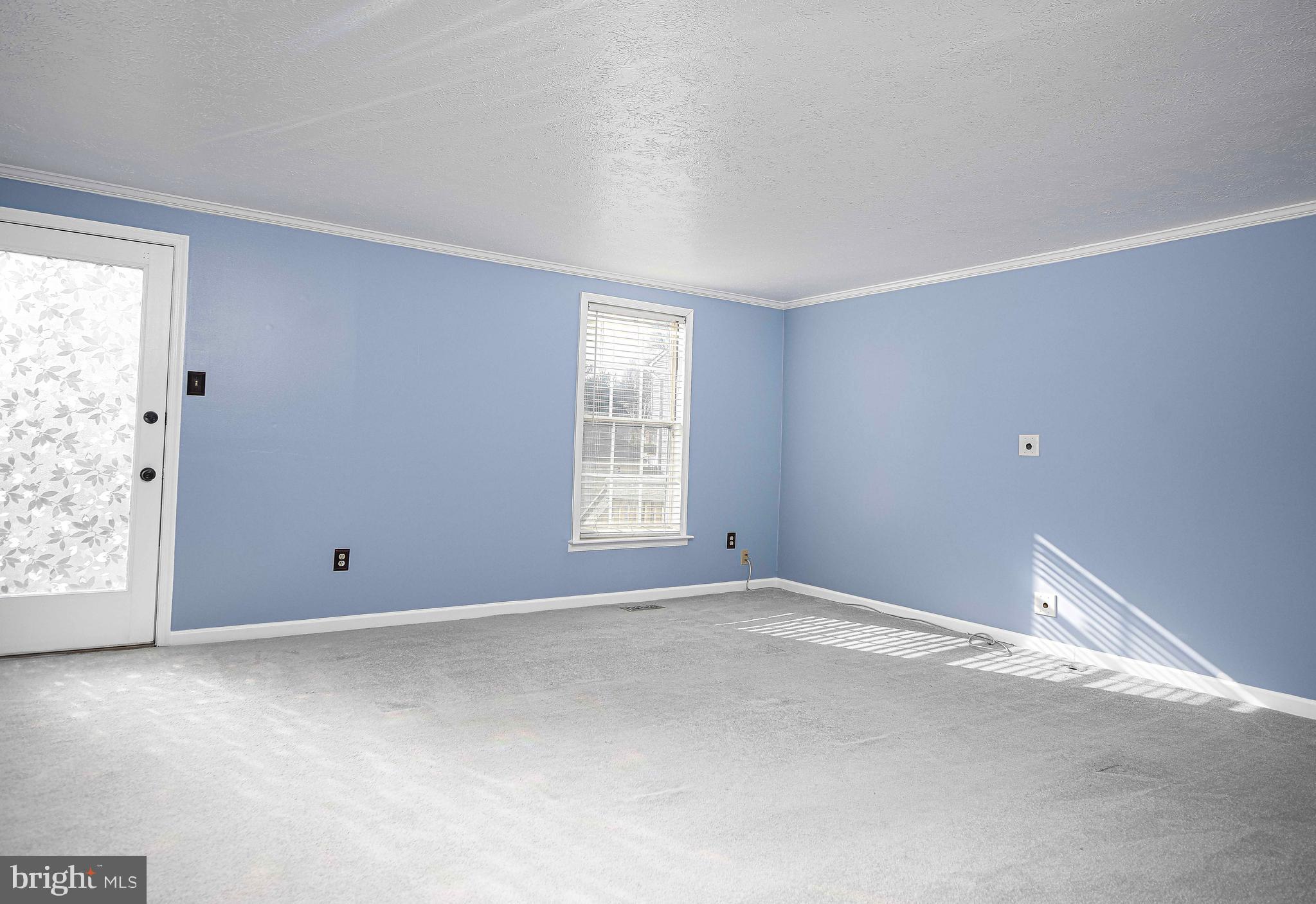 RIVERSIDE - Residential