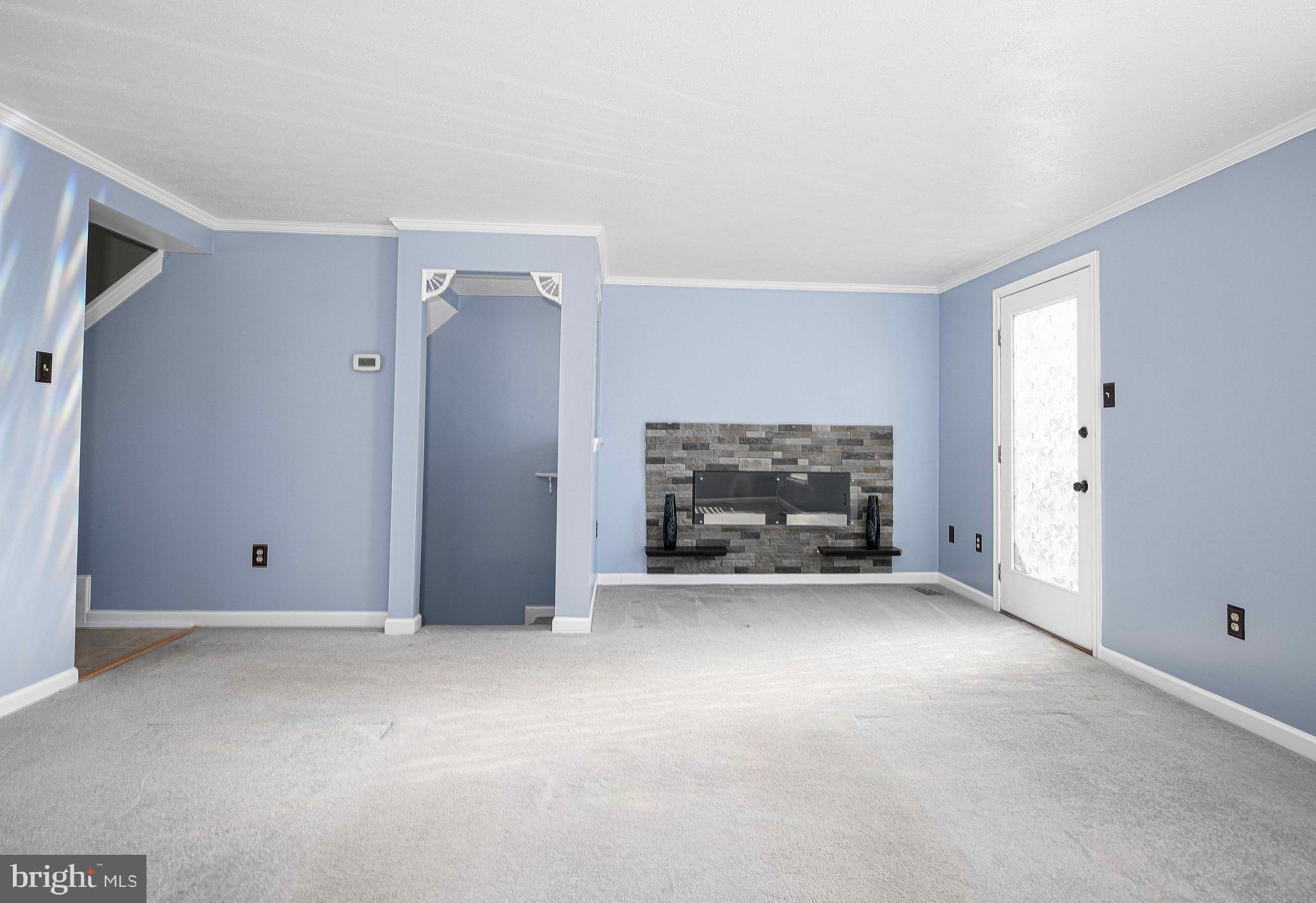 RIVERSIDE - Residential