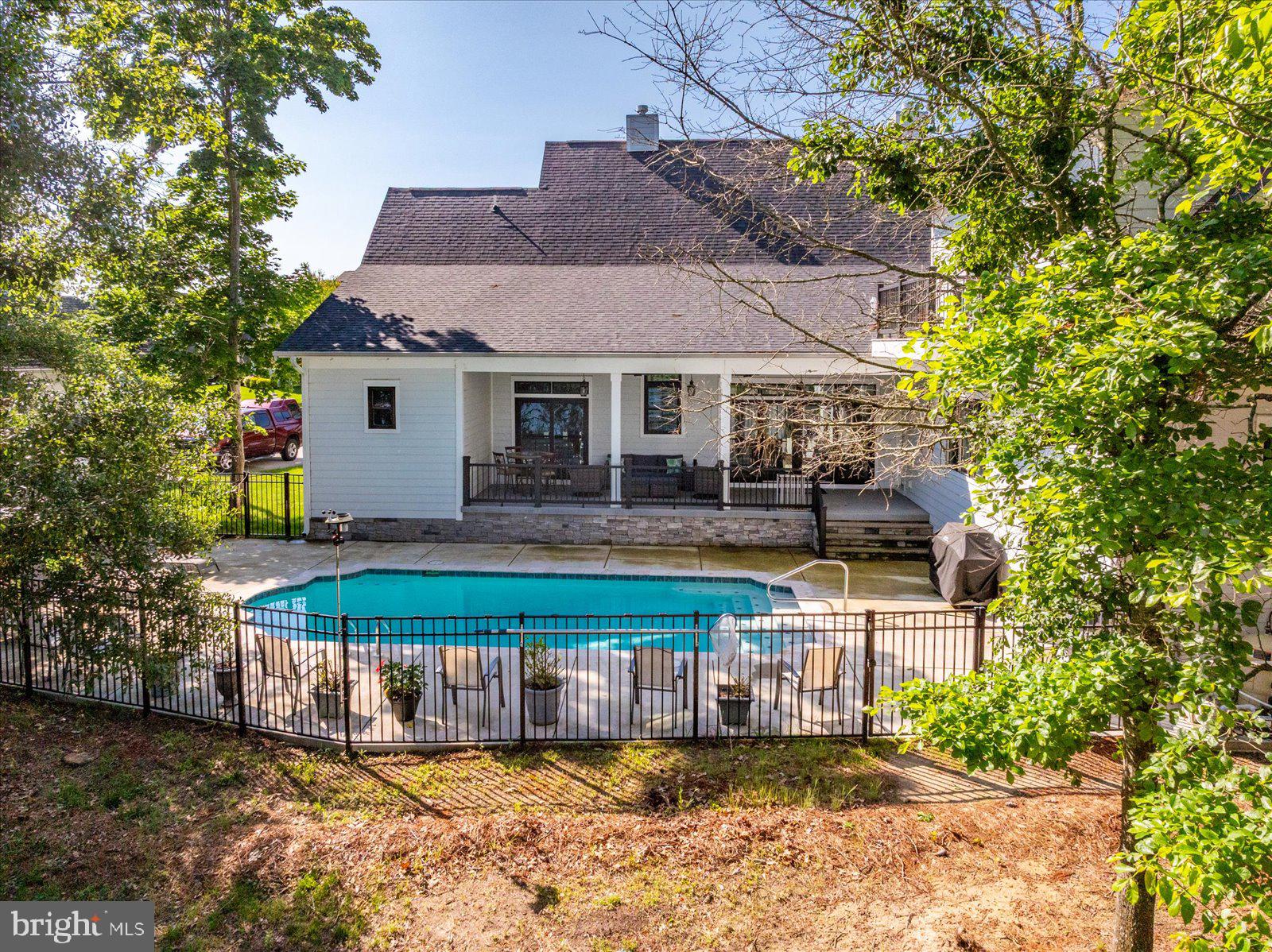 GLEN RIDDLE - Residential