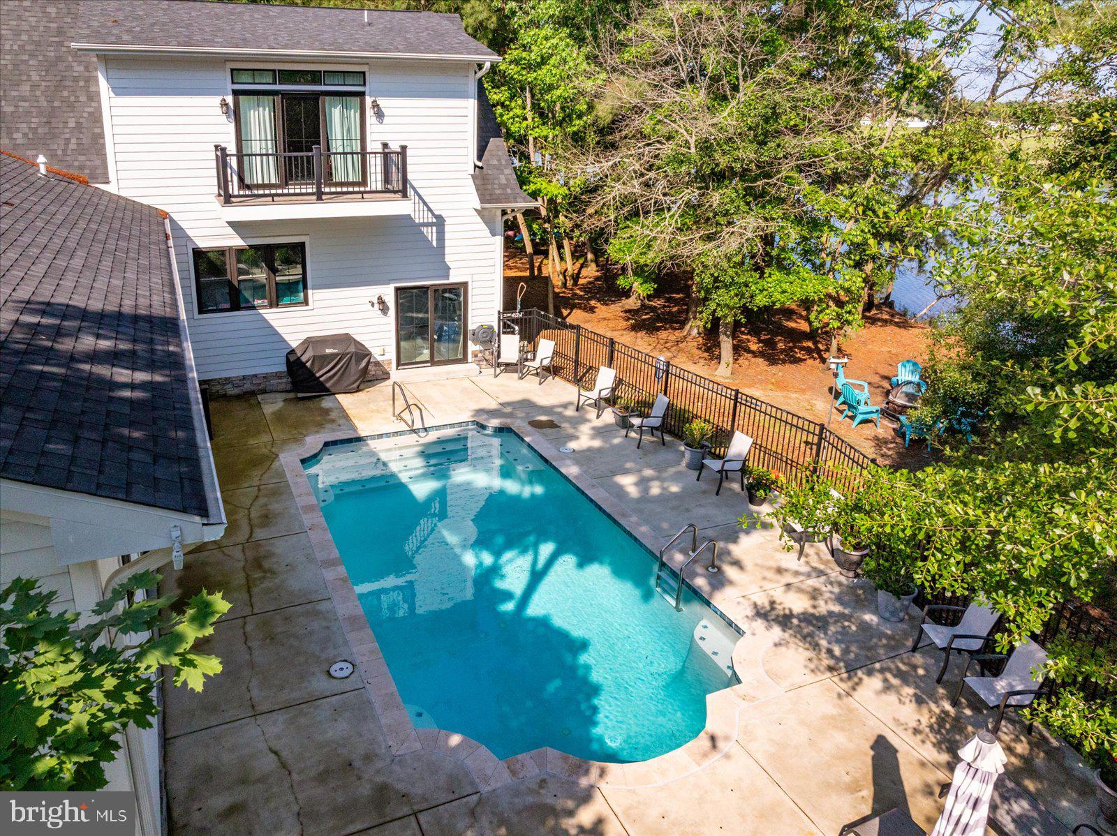 GLEN RIDDLE - Residential