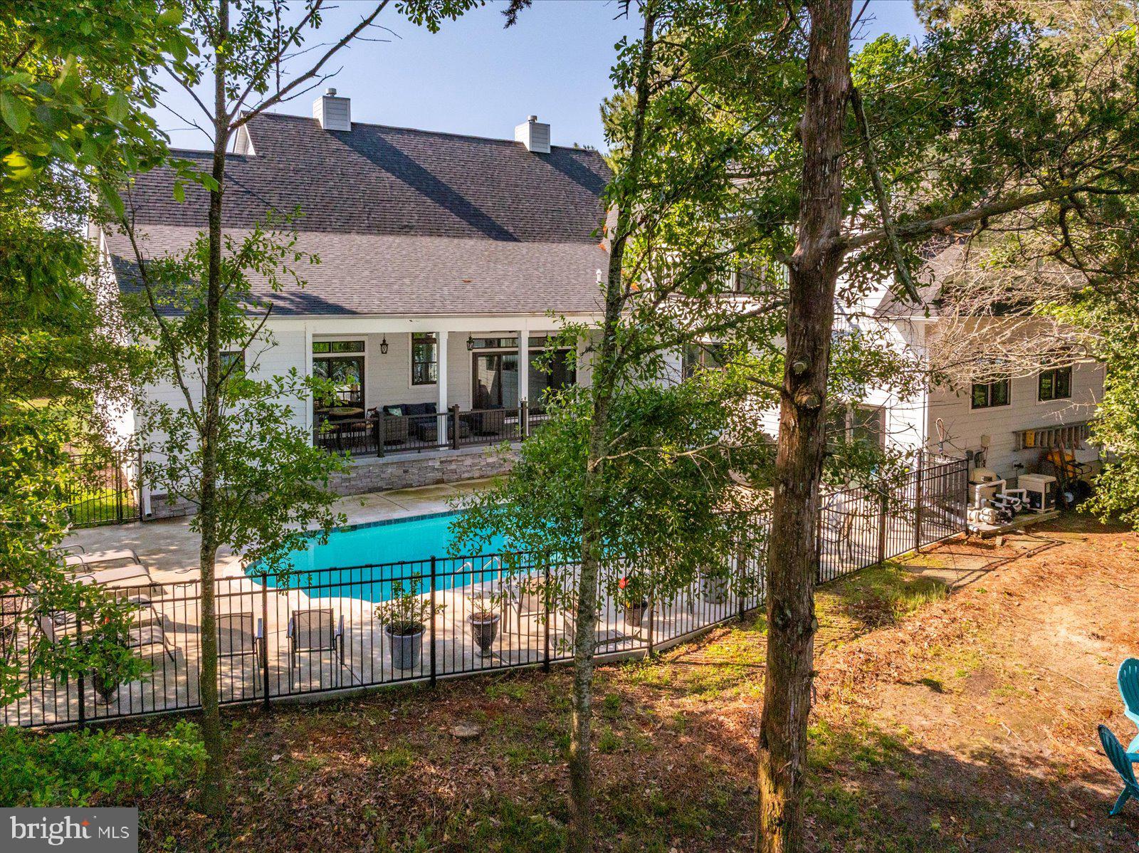 GLEN RIDDLE - Residential