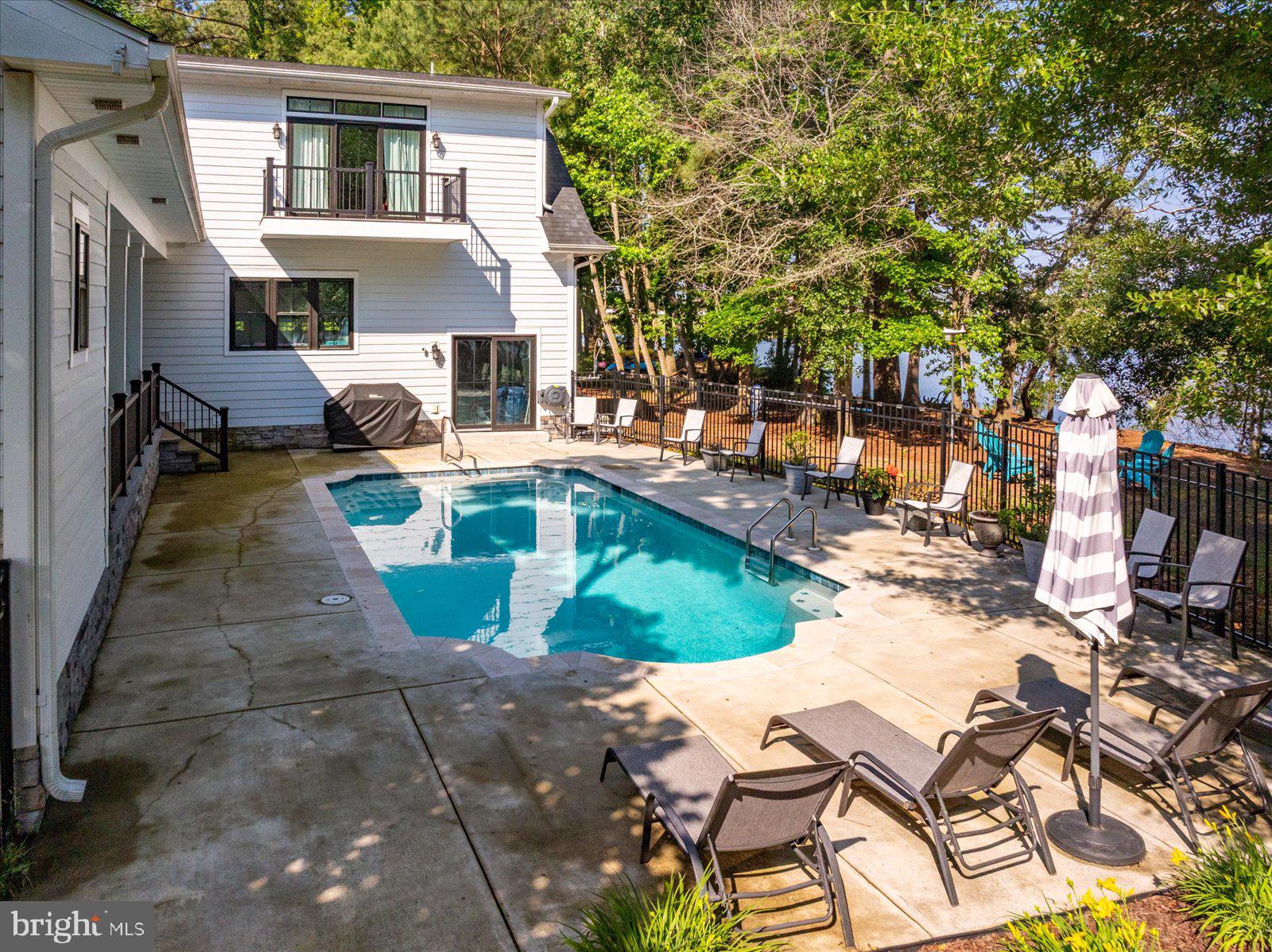 GLEN RIDDLE - Residential